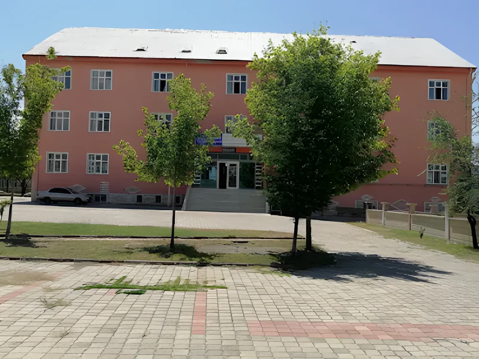 Özel Hisar Yüksek Öğrenim Erkek Öğrenci Yurdu Küçük Resim 1