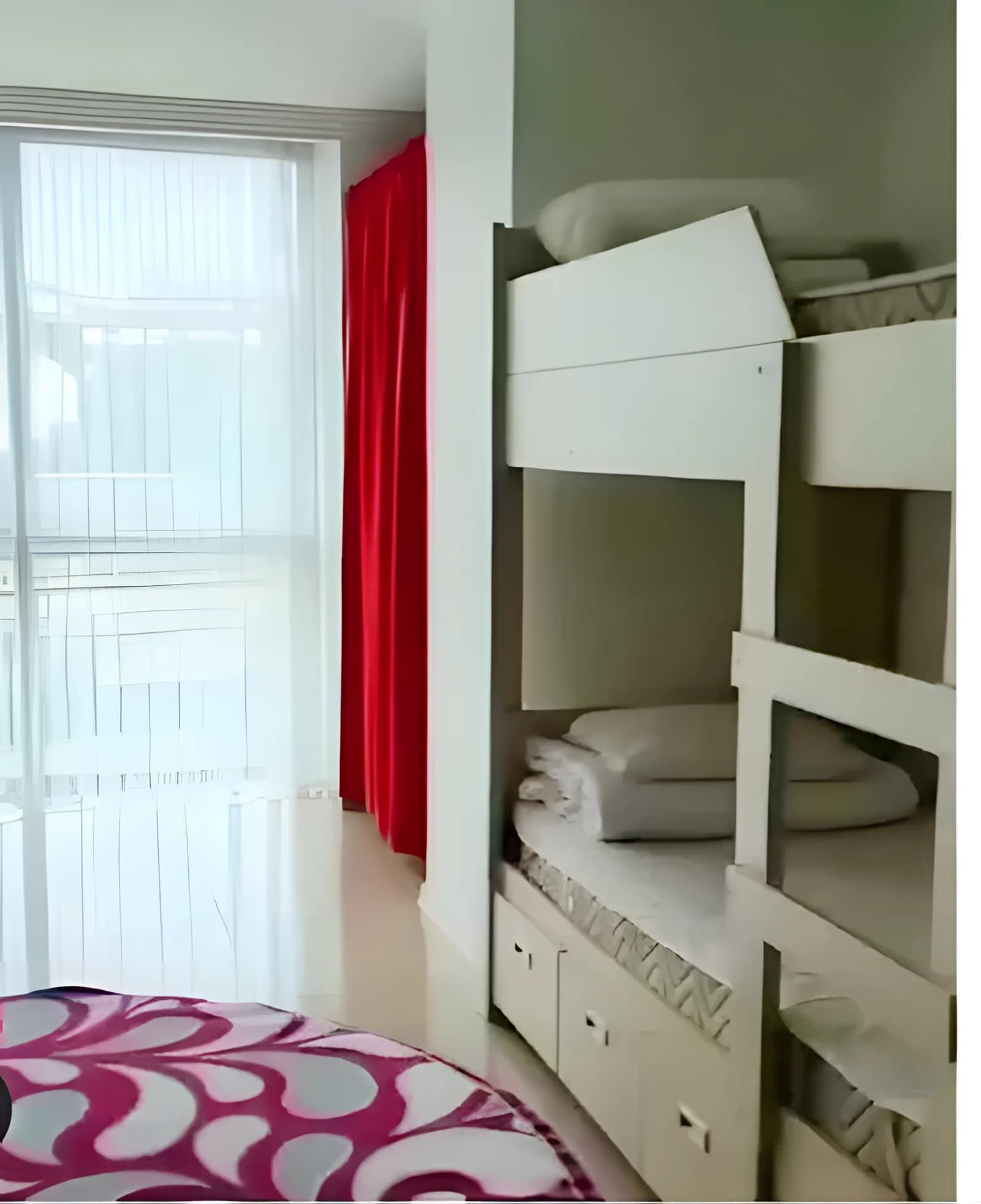 Lalezar Yükseköğrenim Kız Öğrenci Yurdu Küçük Resim 1