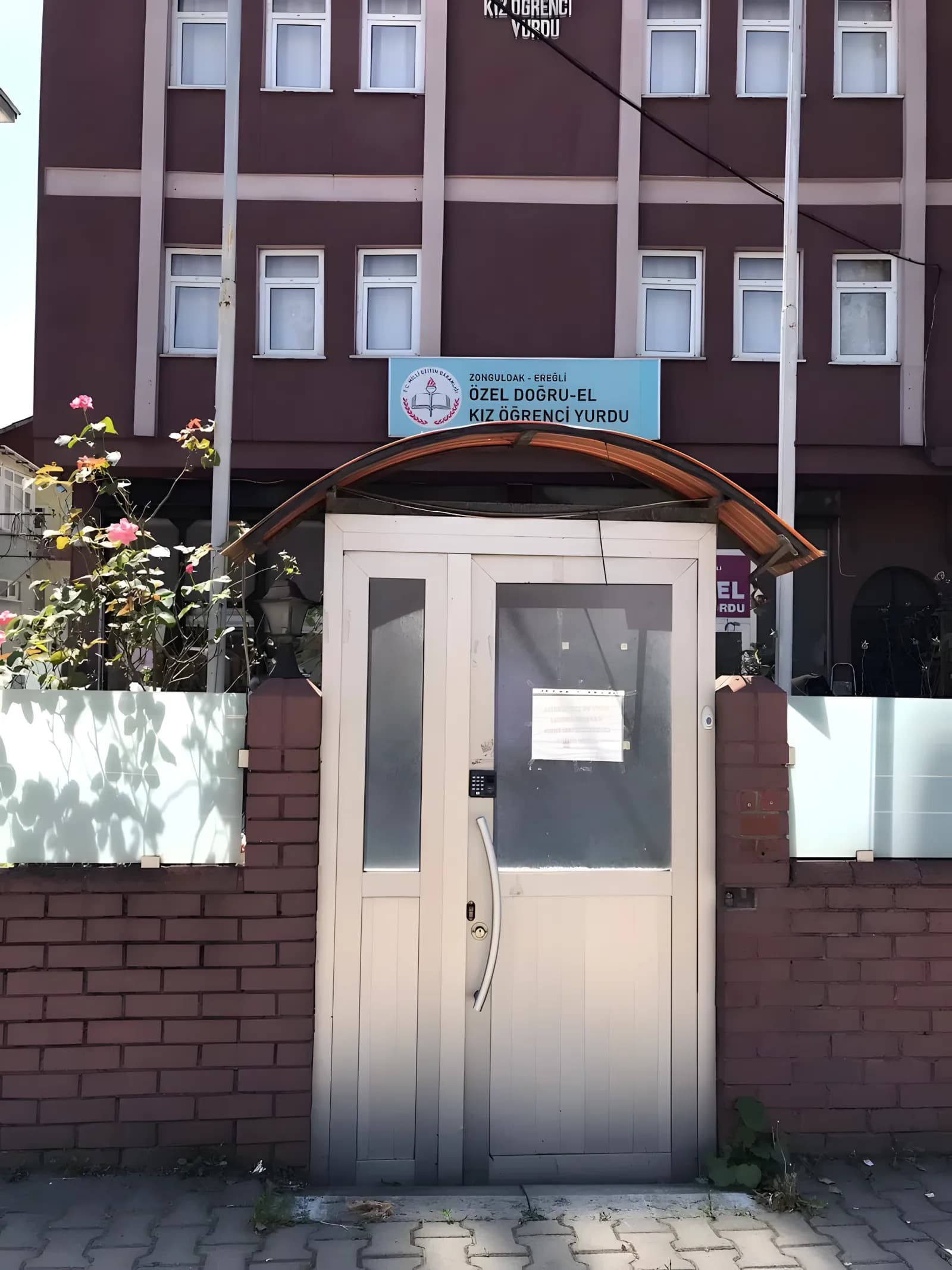 Doğru - El Kız Öğrenci Evi Küçük Resim 2