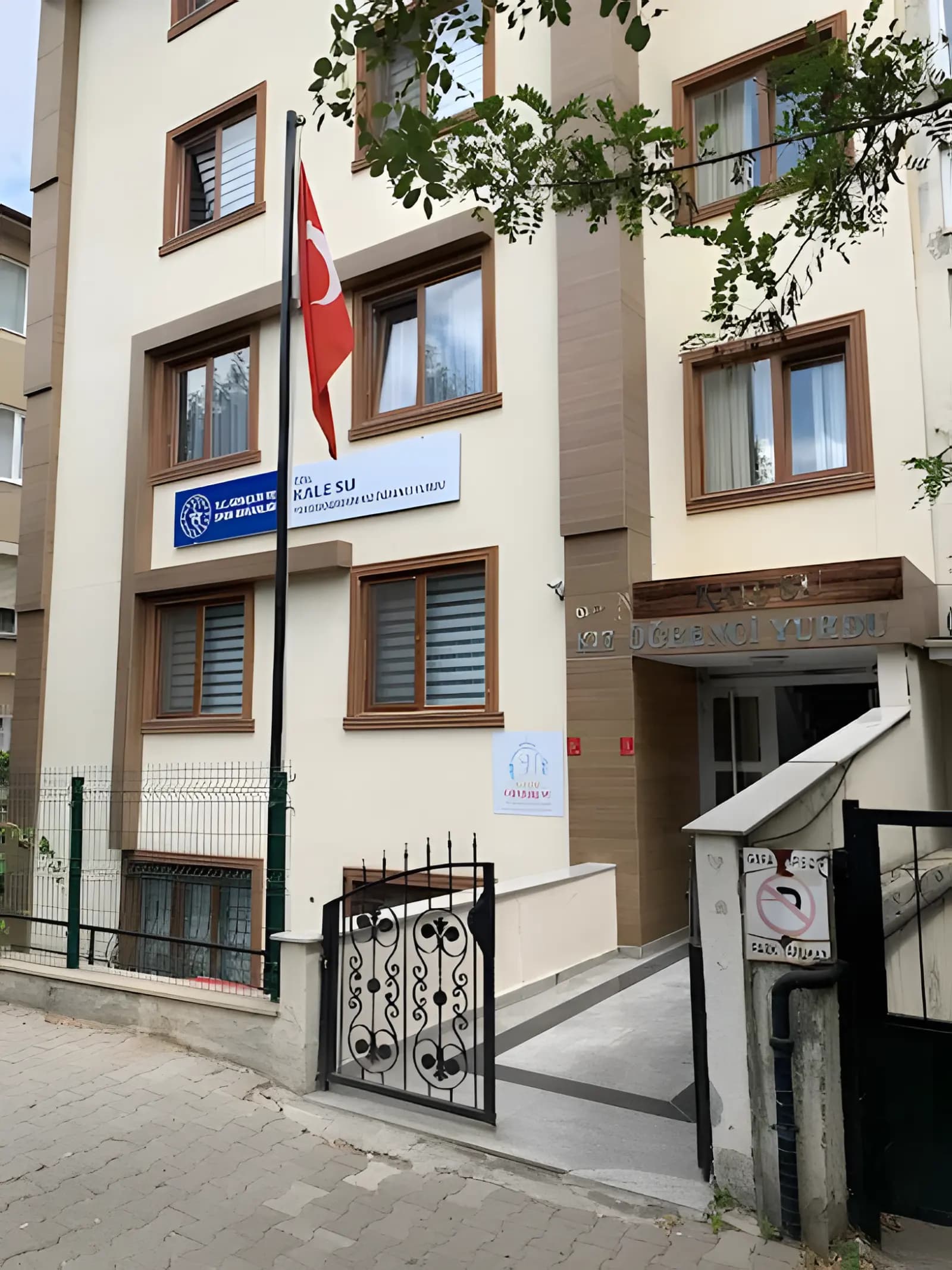 Kale Su Kız Öğrenci Yurdu Küçük Resim 1