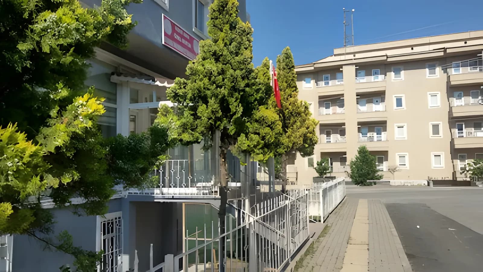 Üstün Yükseköğrenim Kız Öğrenci Yurdu Küçük Resim 1