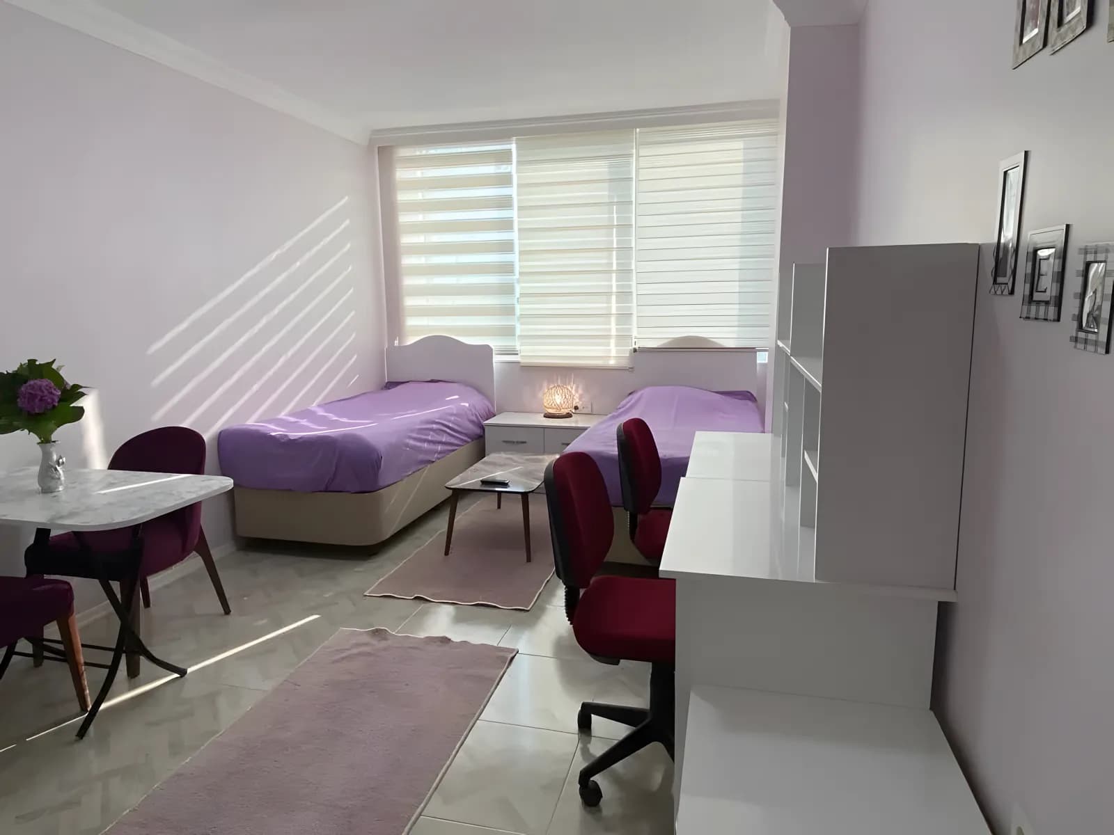 Karen Kız Apartı Küçük Resim 3