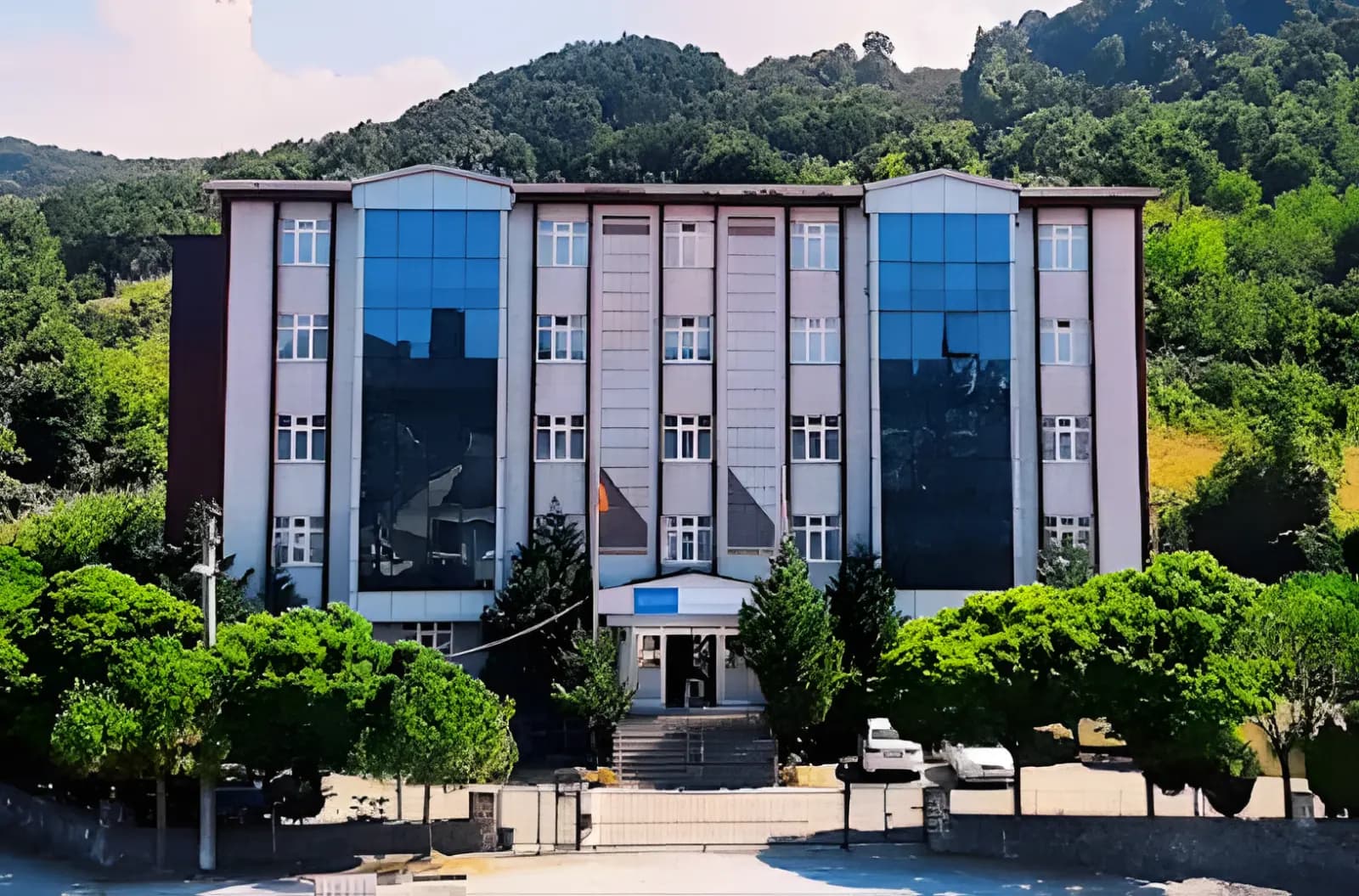 Karadeniz Ereğli Yüksek Öğrenim Erkek Öğrenci Yurdu Küçük Resim 1