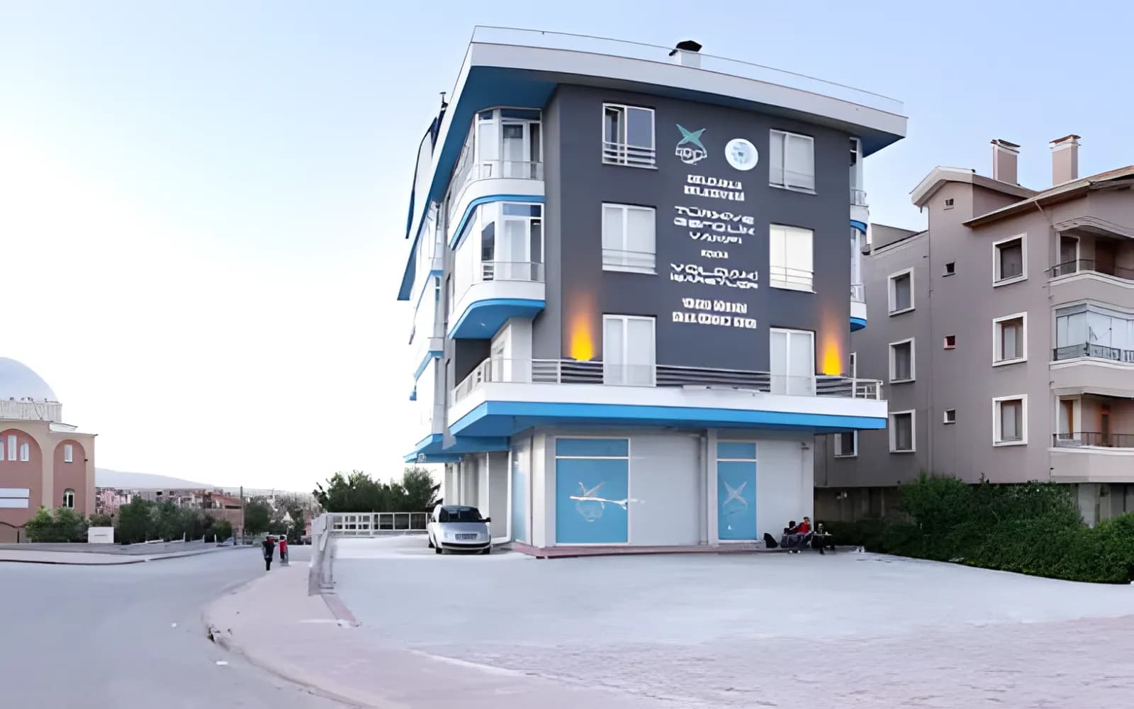 Tügva Konya Yoldaki İşaretler Yükseköğretim Erkek Öğrenci Yurdu Küçük Resim 1