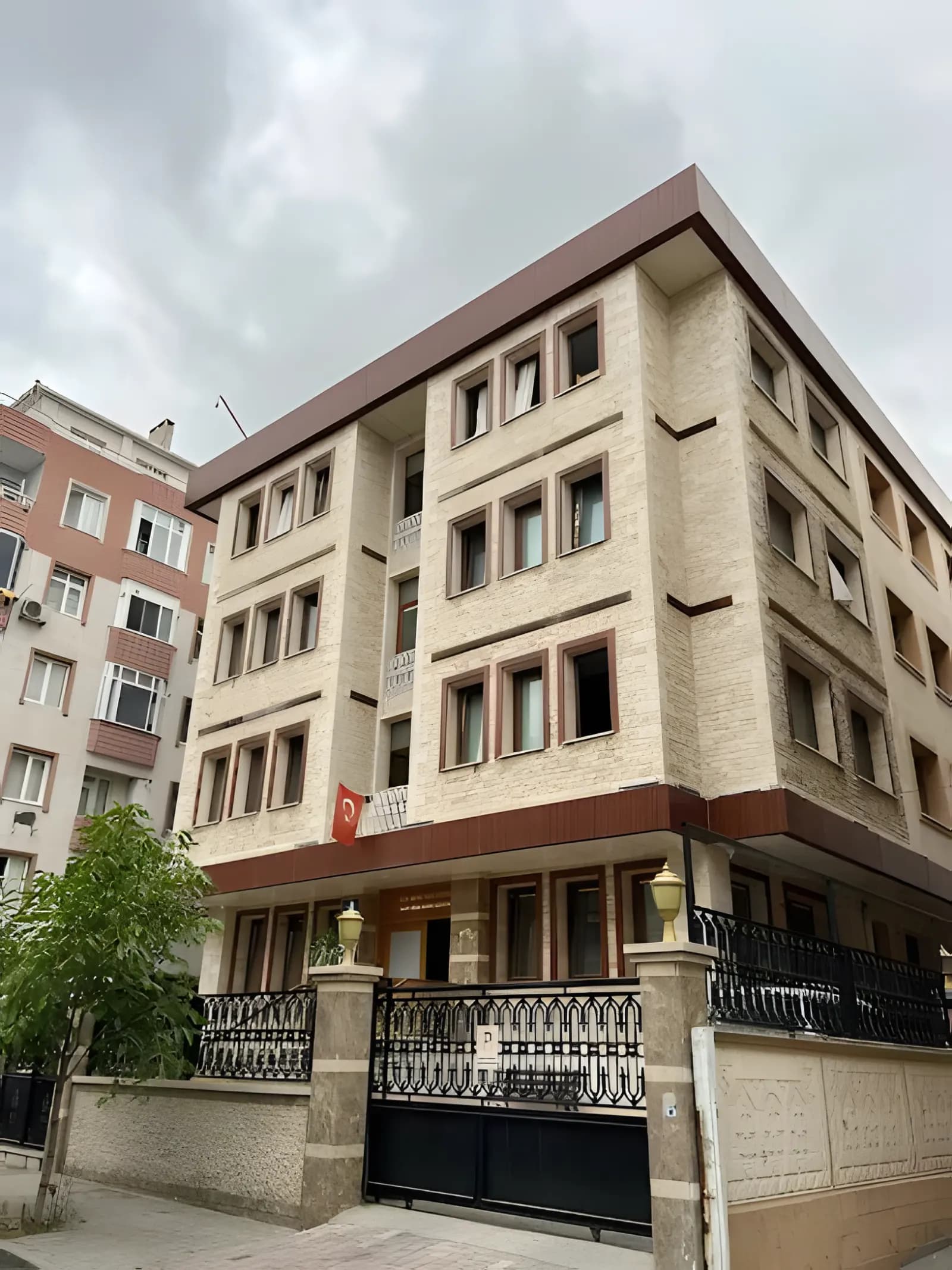 Sultan Murat Yüksek Öğrenim Erkek Öğrenci Yurdu Küçük Resim 1