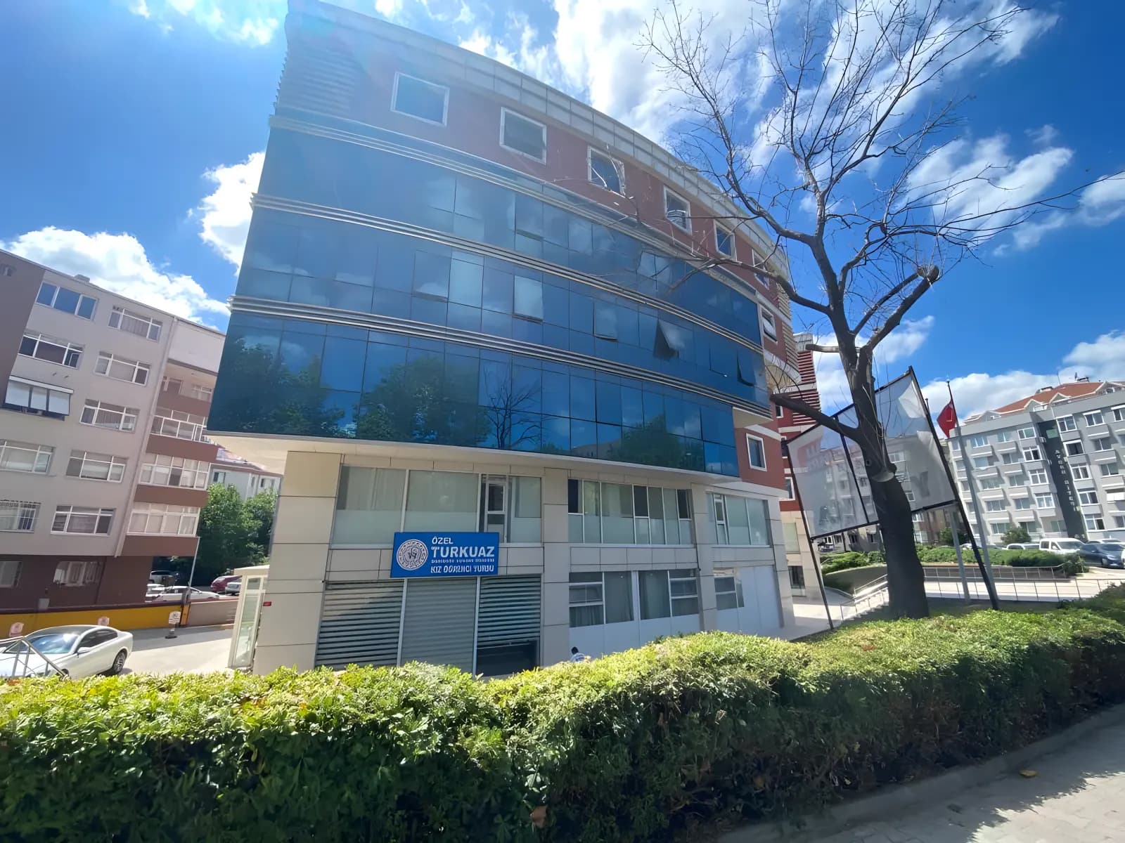 Bakırköy Turkuaz Yüksek Öğretim Kız Öğrenci Yurdu Küçük Resim 2