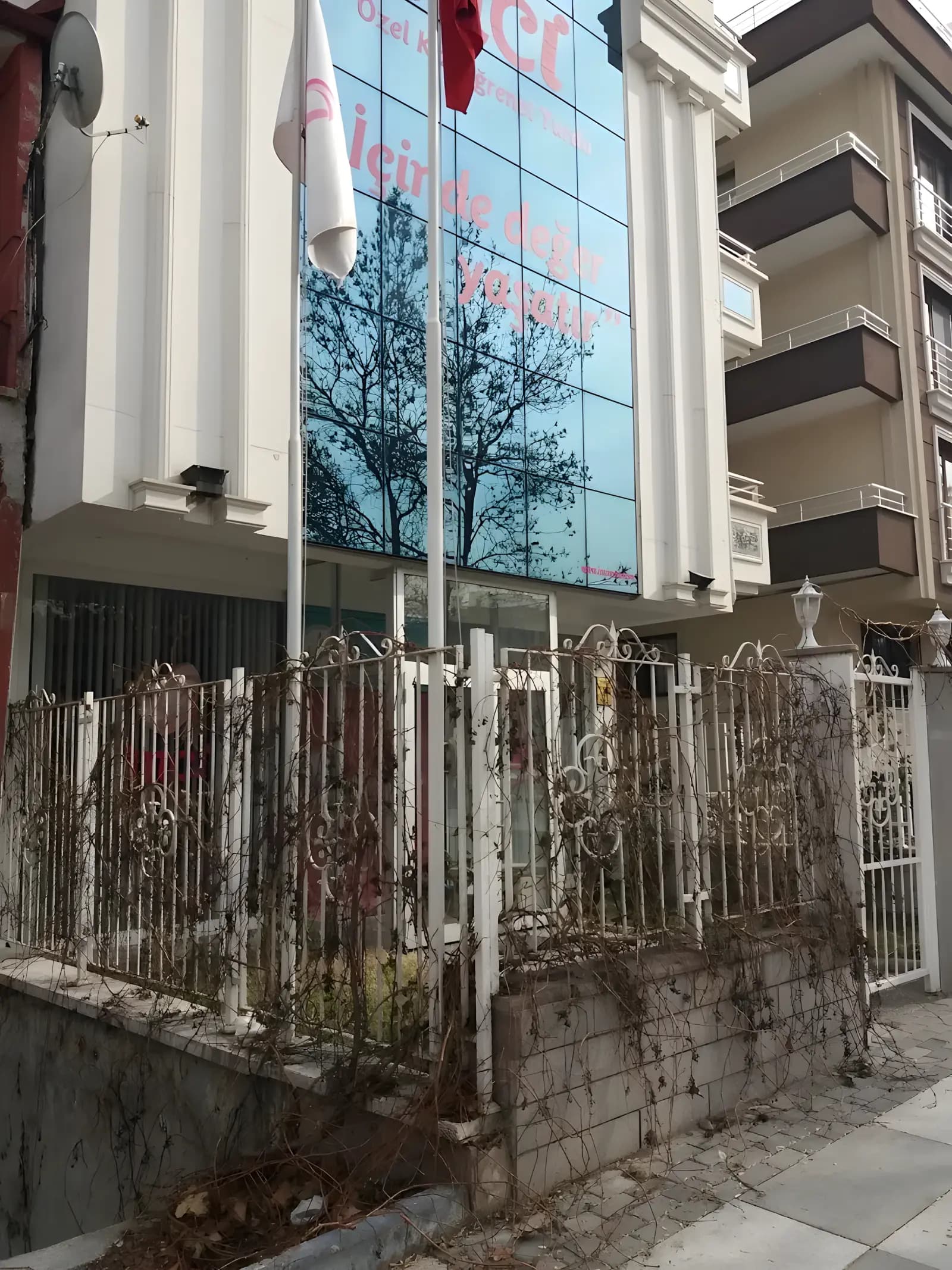 Özel İnci Kız Öğrenci Yurdu Küçük Resim 3