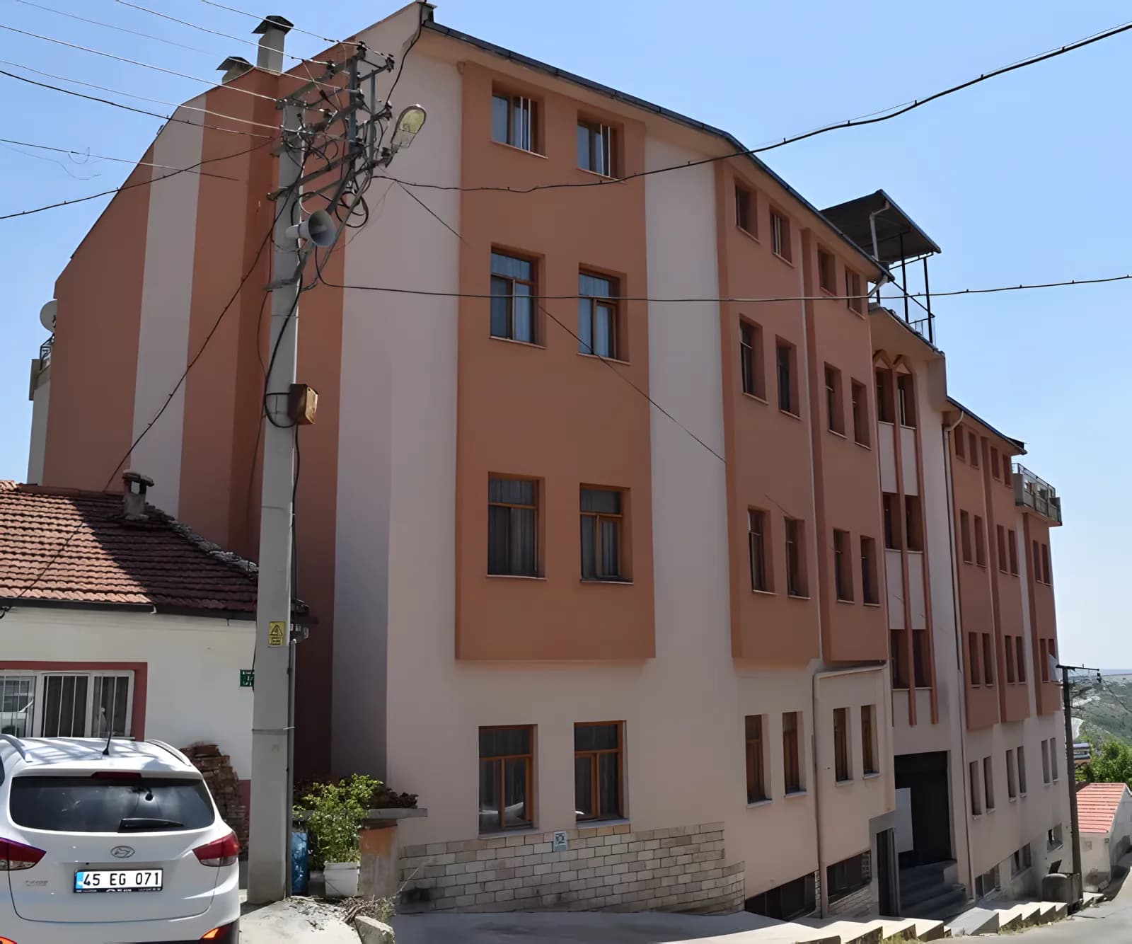 Özel Demirci Hisar Yükseköğrenim Erkek Öğrenci Yurdu Küçük Resim 2