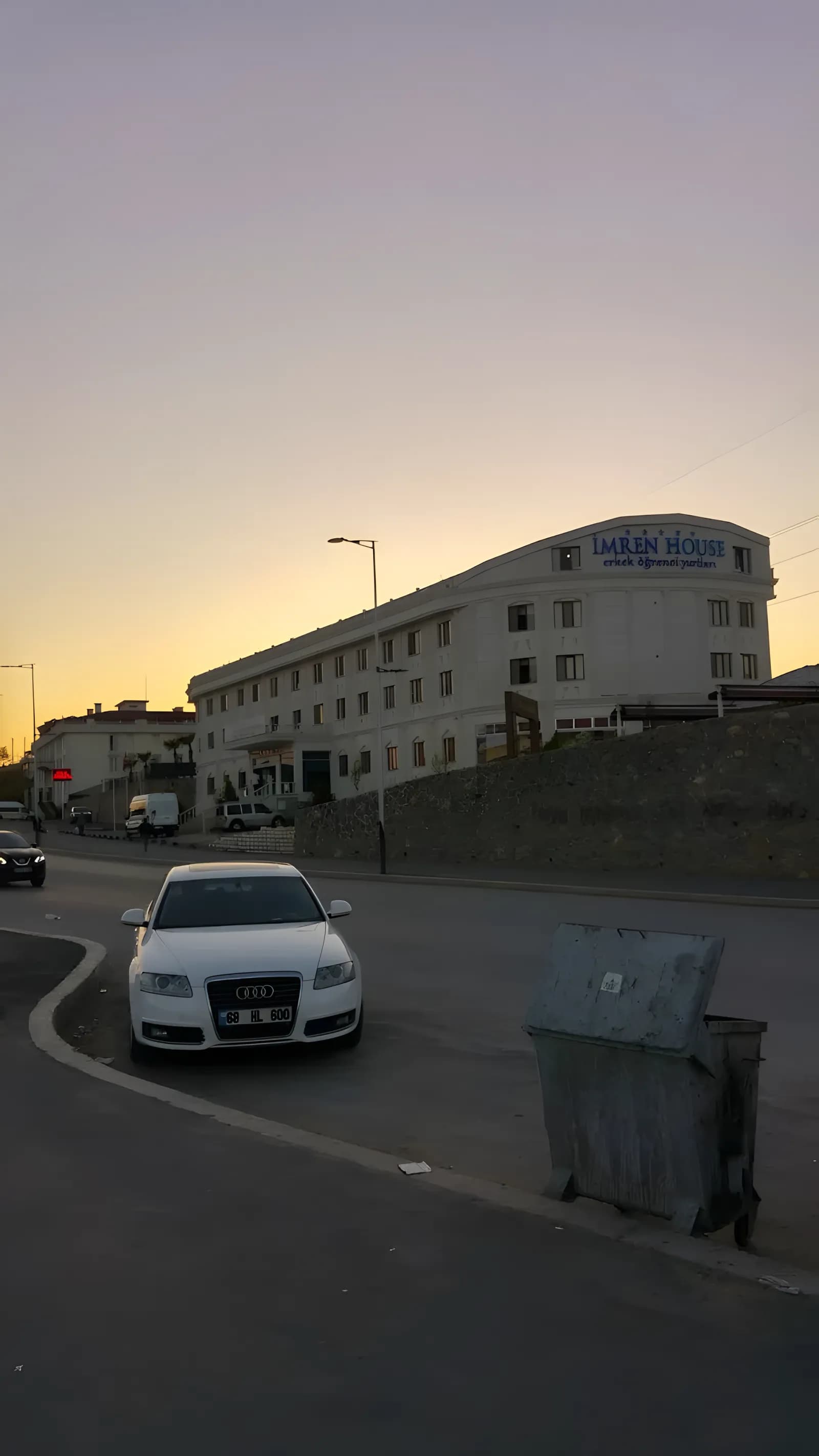 Imren House Erkek Ogrenci Yurdu Küçük Resim 3