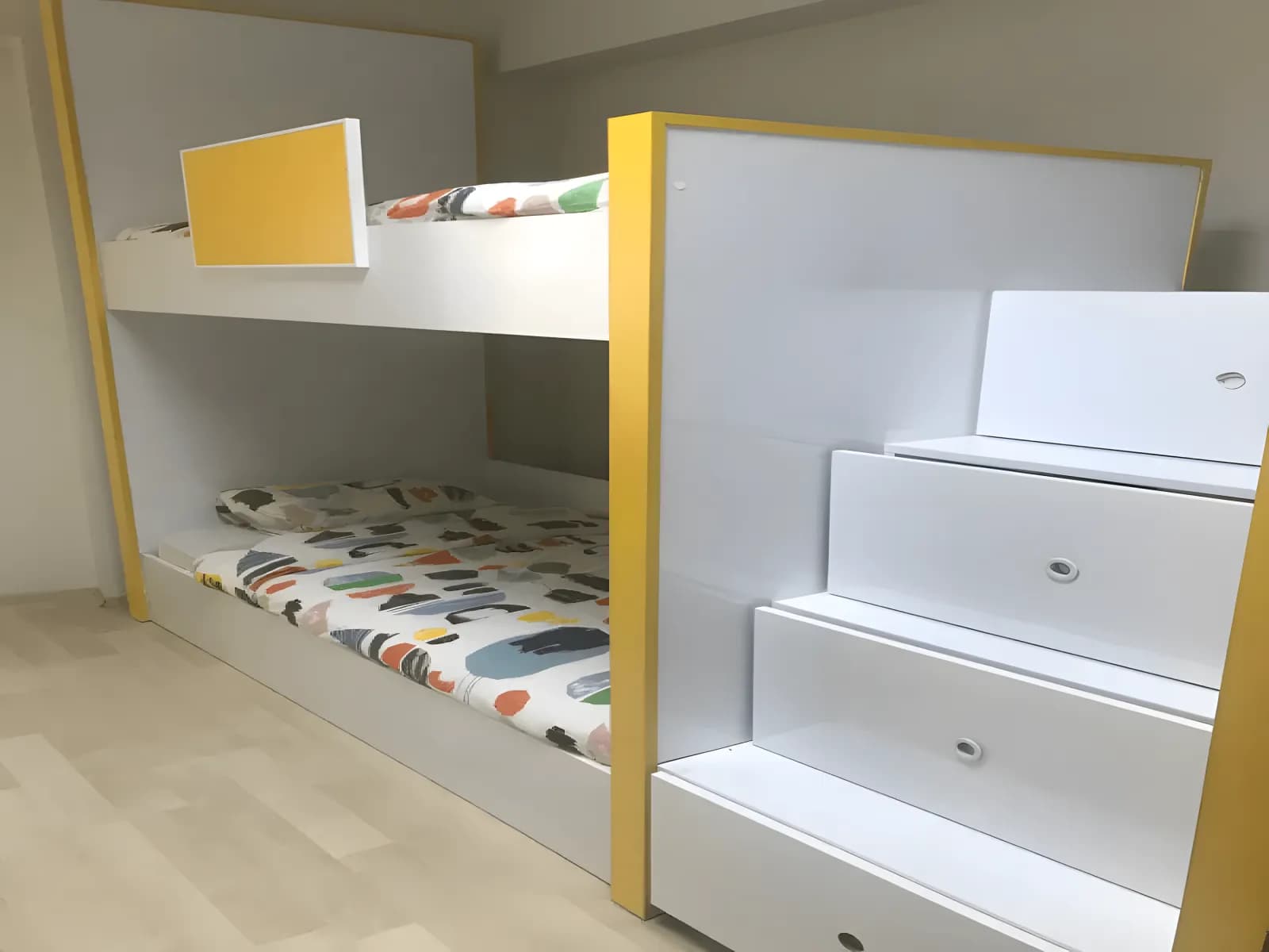 Zorlu Kadıköy Kız Öğrenci Yurdu Küçük Resim 4