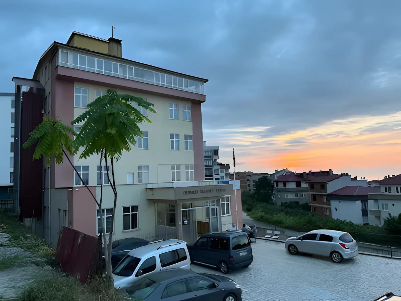 Trabzon Gülyalı Erkek Öğrenci Yurdu Küçük Resim 1