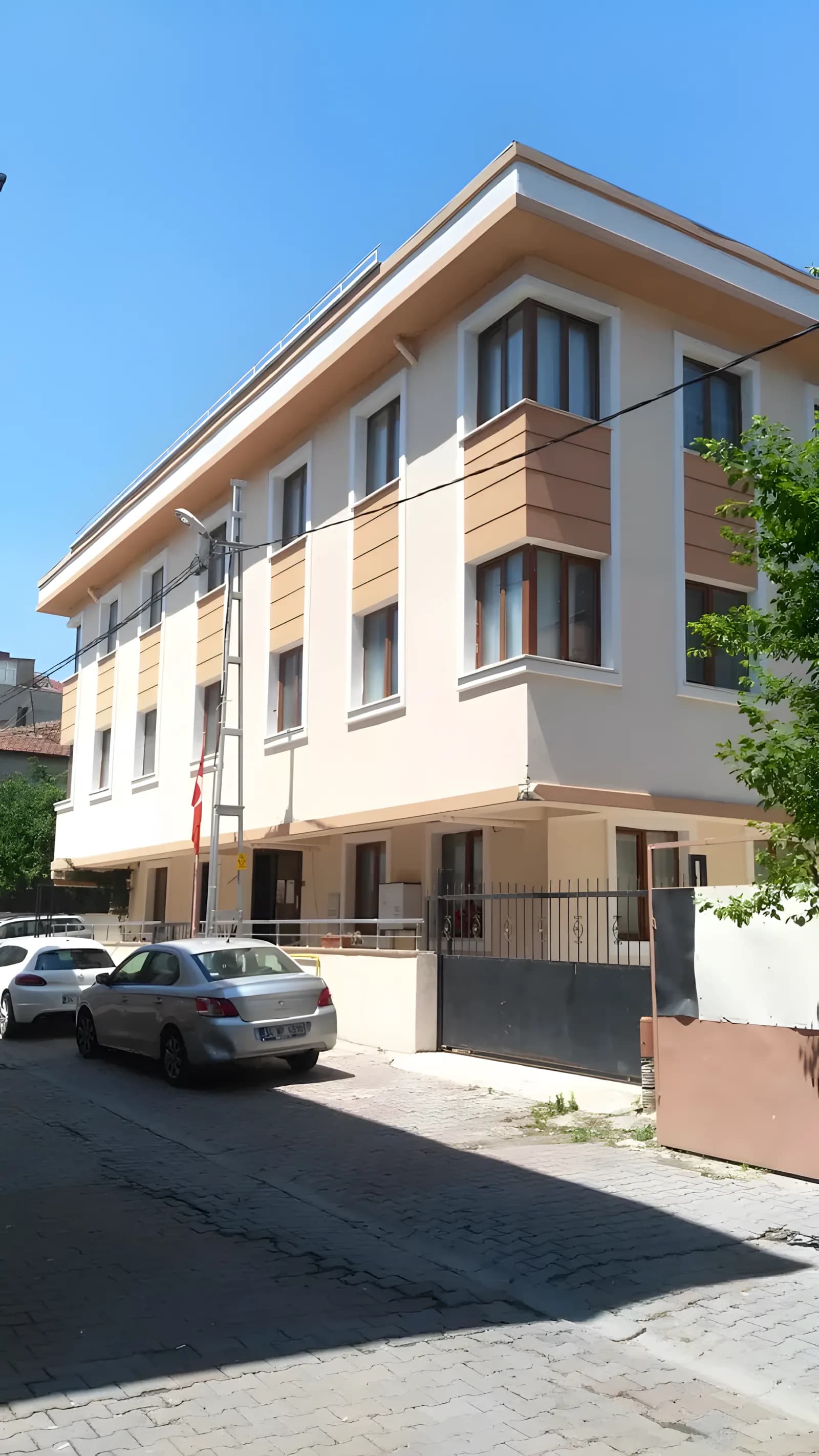 Alibeyköy Vildan Sultan Kız Yurdu Küçük Resim 2