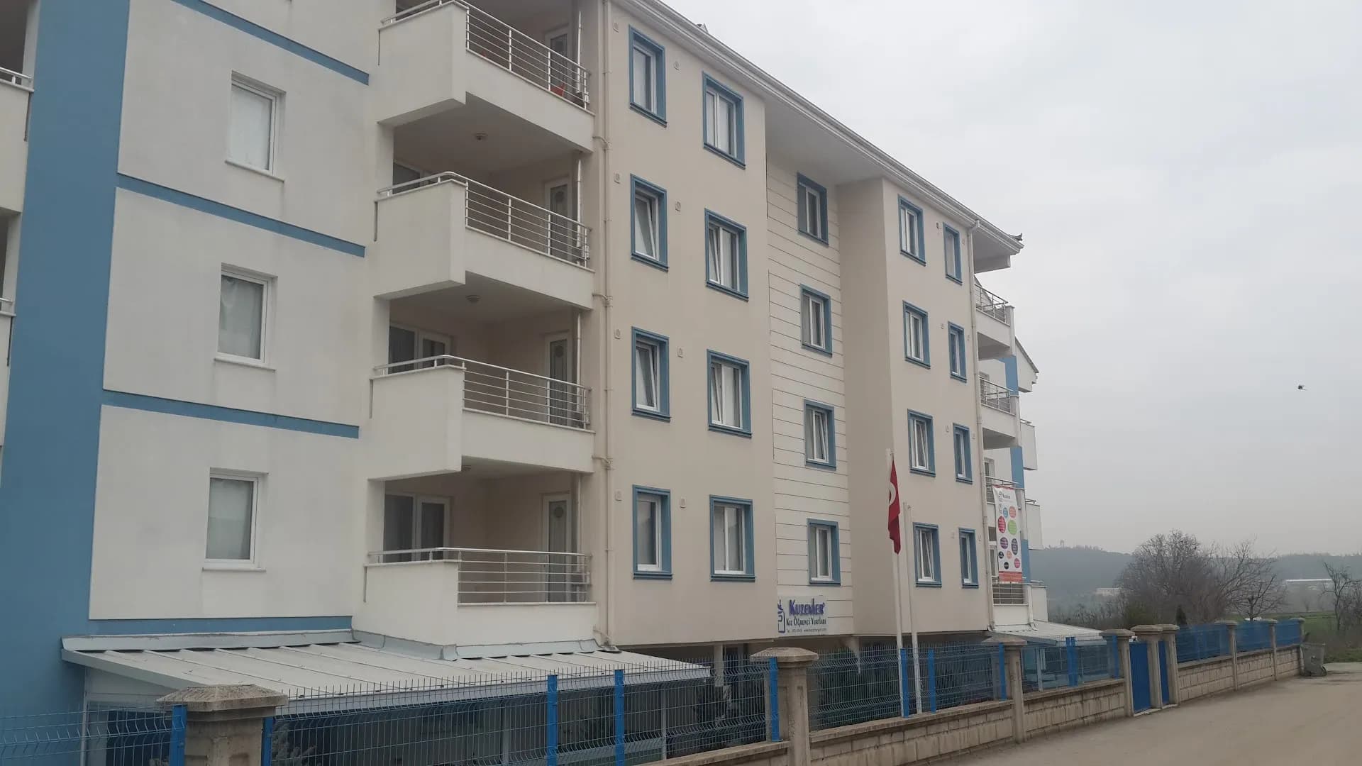Kuzenler Kız Öğrenci Yurdu Küçük Resim 4
