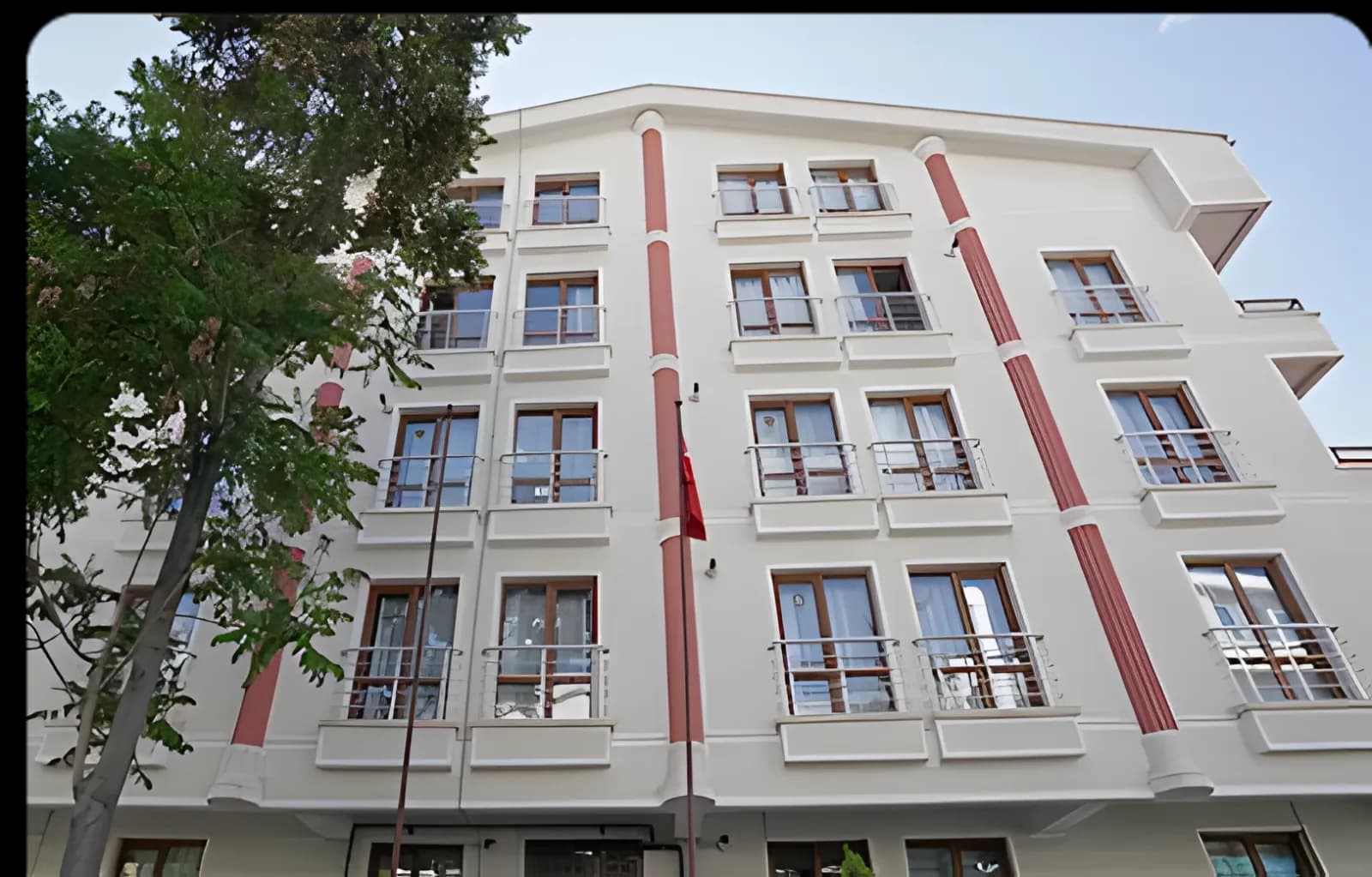 Ankara Kız Apartı - Melahat Hanım Küçük Resim 1