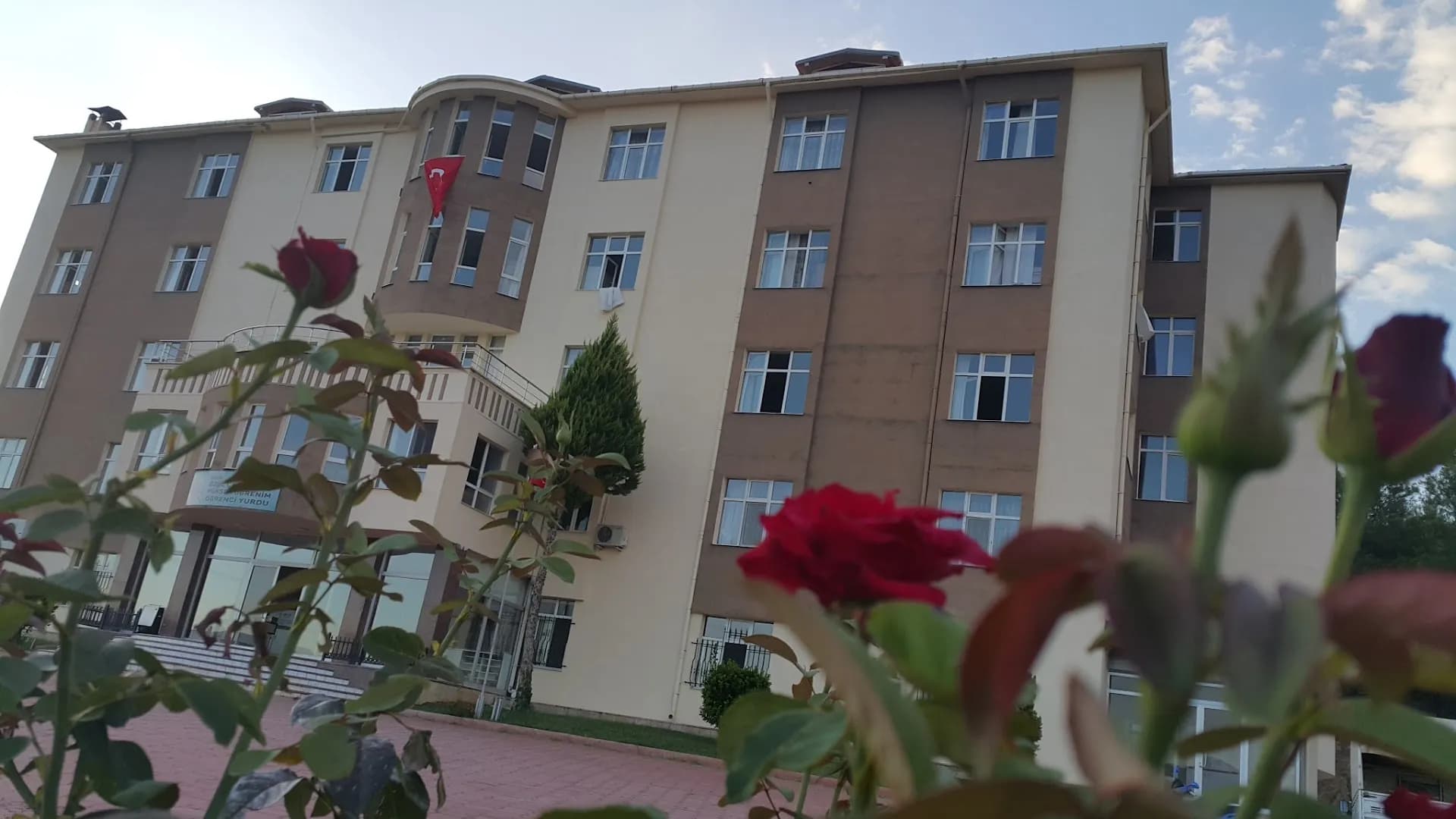 Çamlıtepe Erkek Öğrenci Yurdu Küçük Resim 6