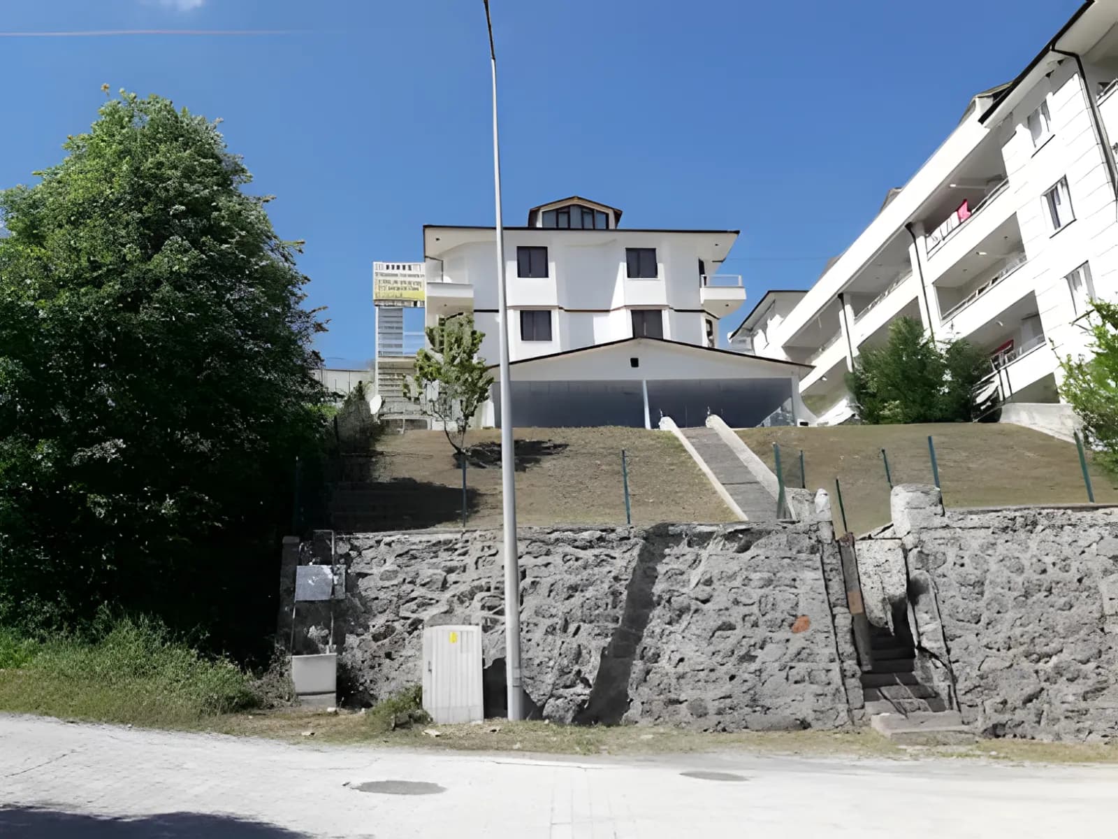 Sakarya Özel Kampüs Evi Erkek Öğrenci Yurdu Küçük Resim 1