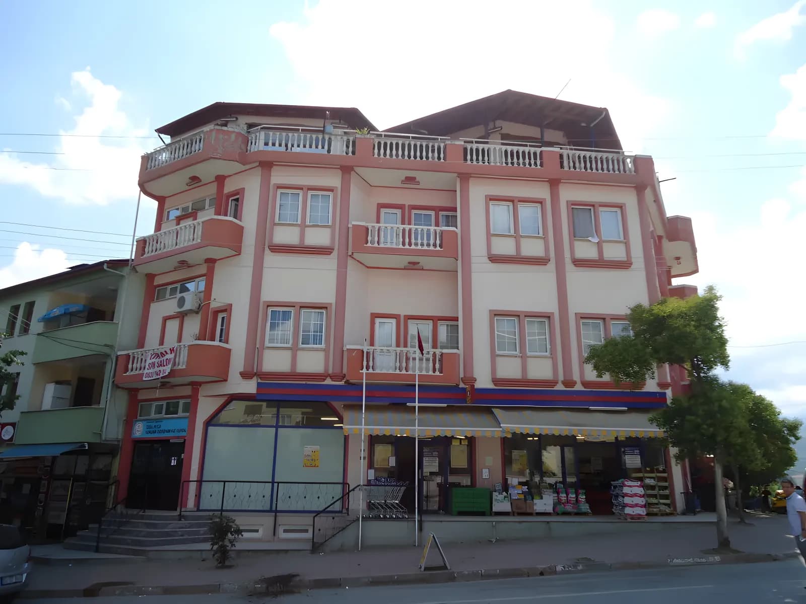 Sapanca Özel Ayça Kız Öğrenci Yurdu Küçük Resim 2