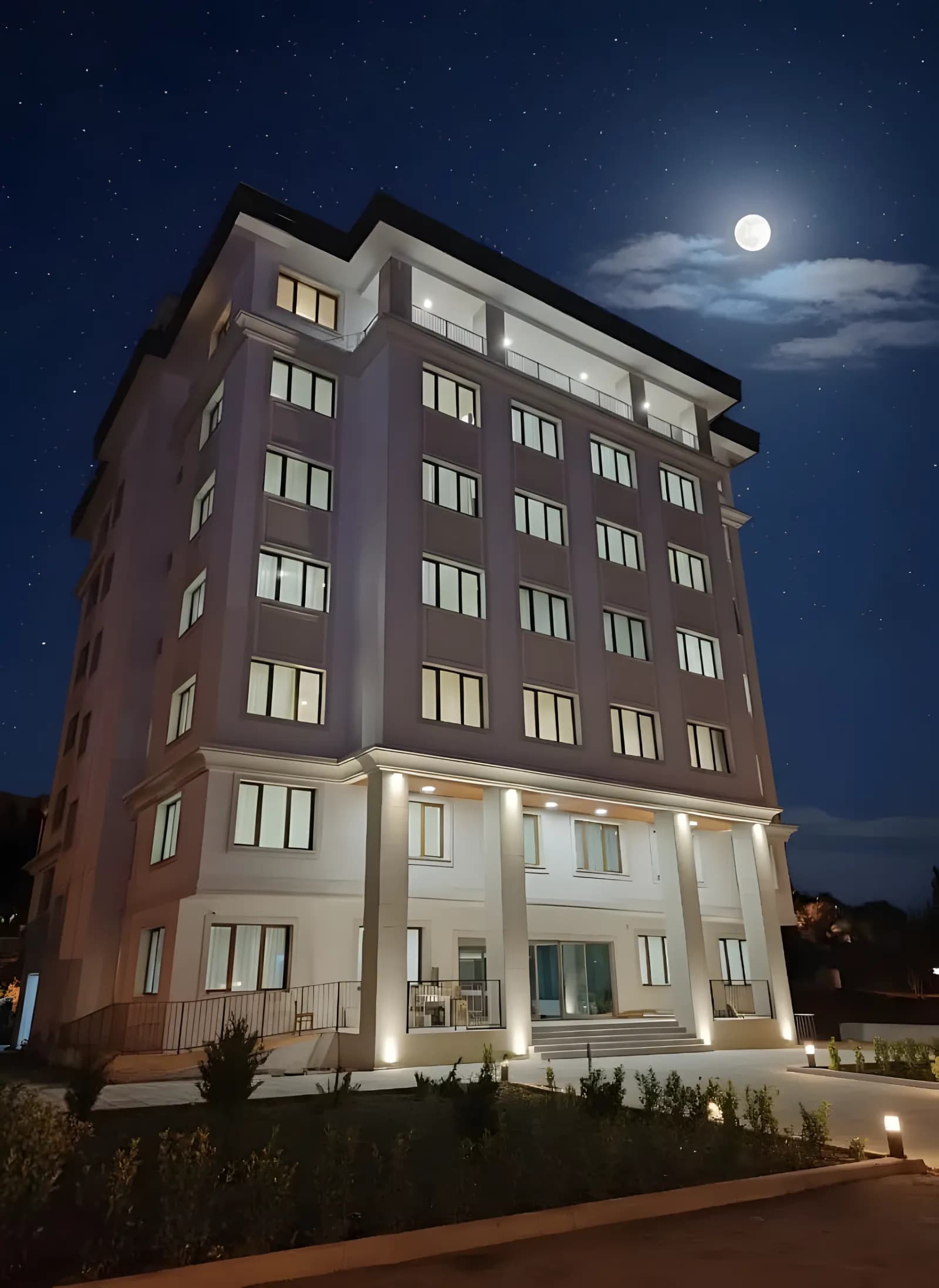 Özel Güzeltepe Yükseköğrenim Erkek Öğrenci Yurdu (Sadabad Külliyesi) Küçük Resim 6