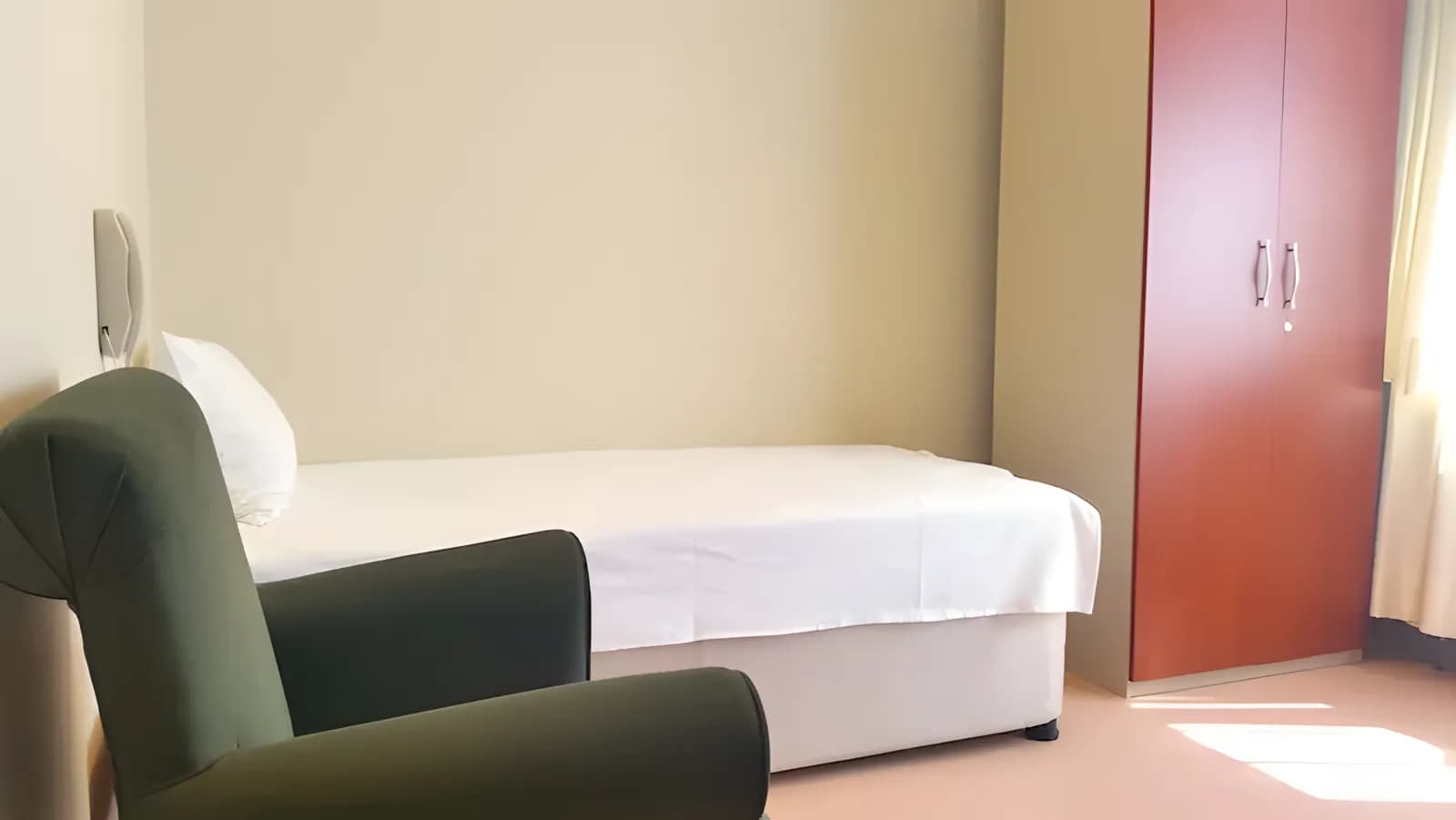 Parlar Kız Öğrenci Yurdu Küçük Resim 4