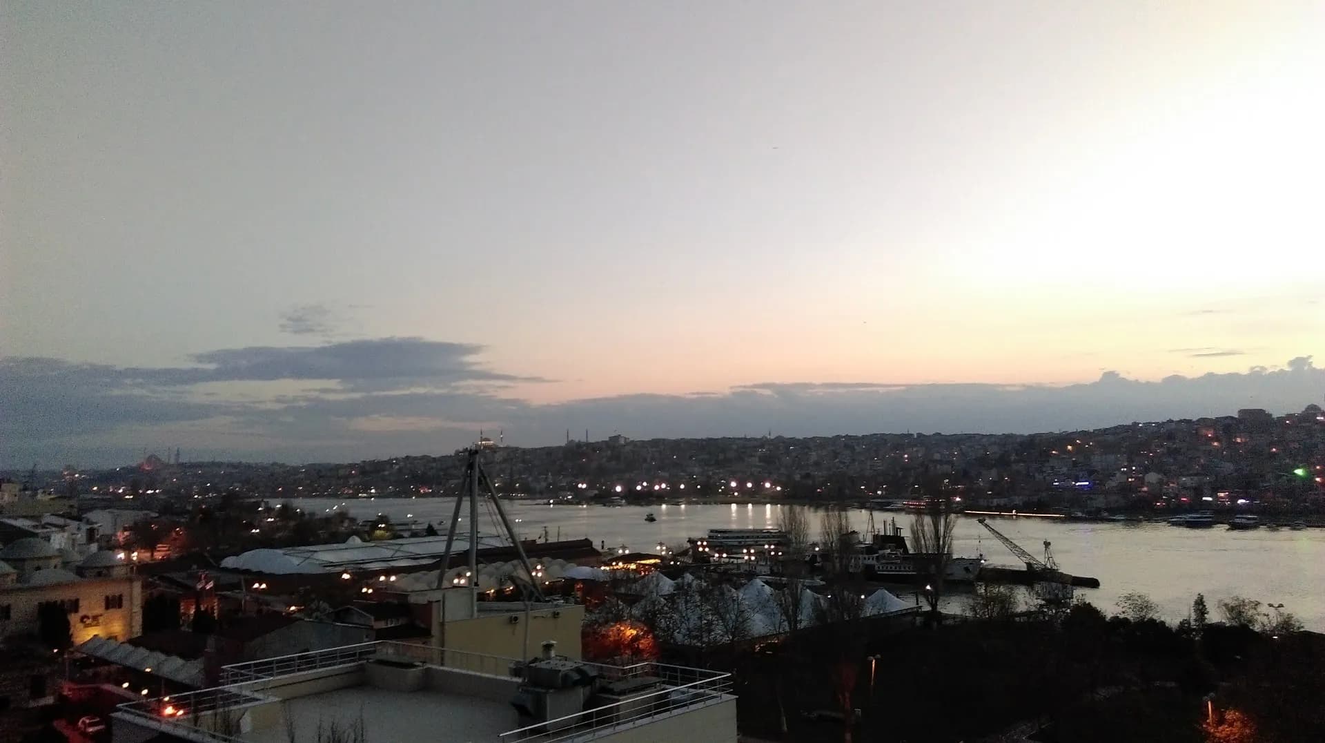 Haliç Hasköy Yüksek Öğretim Özel Erkek Öğrenci Yurdu Küçük Resim 6