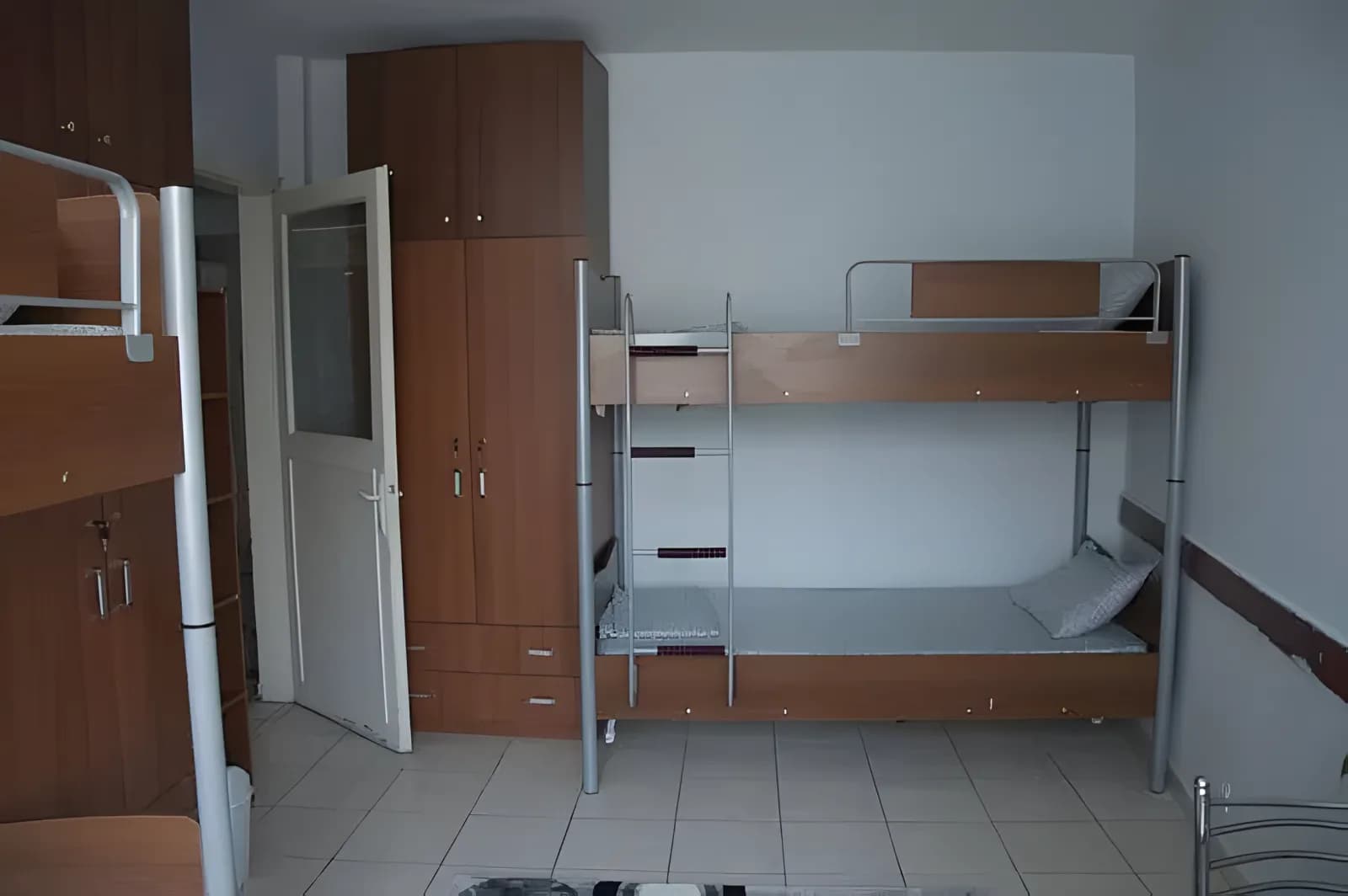 Kadıköy Akademi Özel Erkek Öğrenci Yurdu Küçük Resim 6