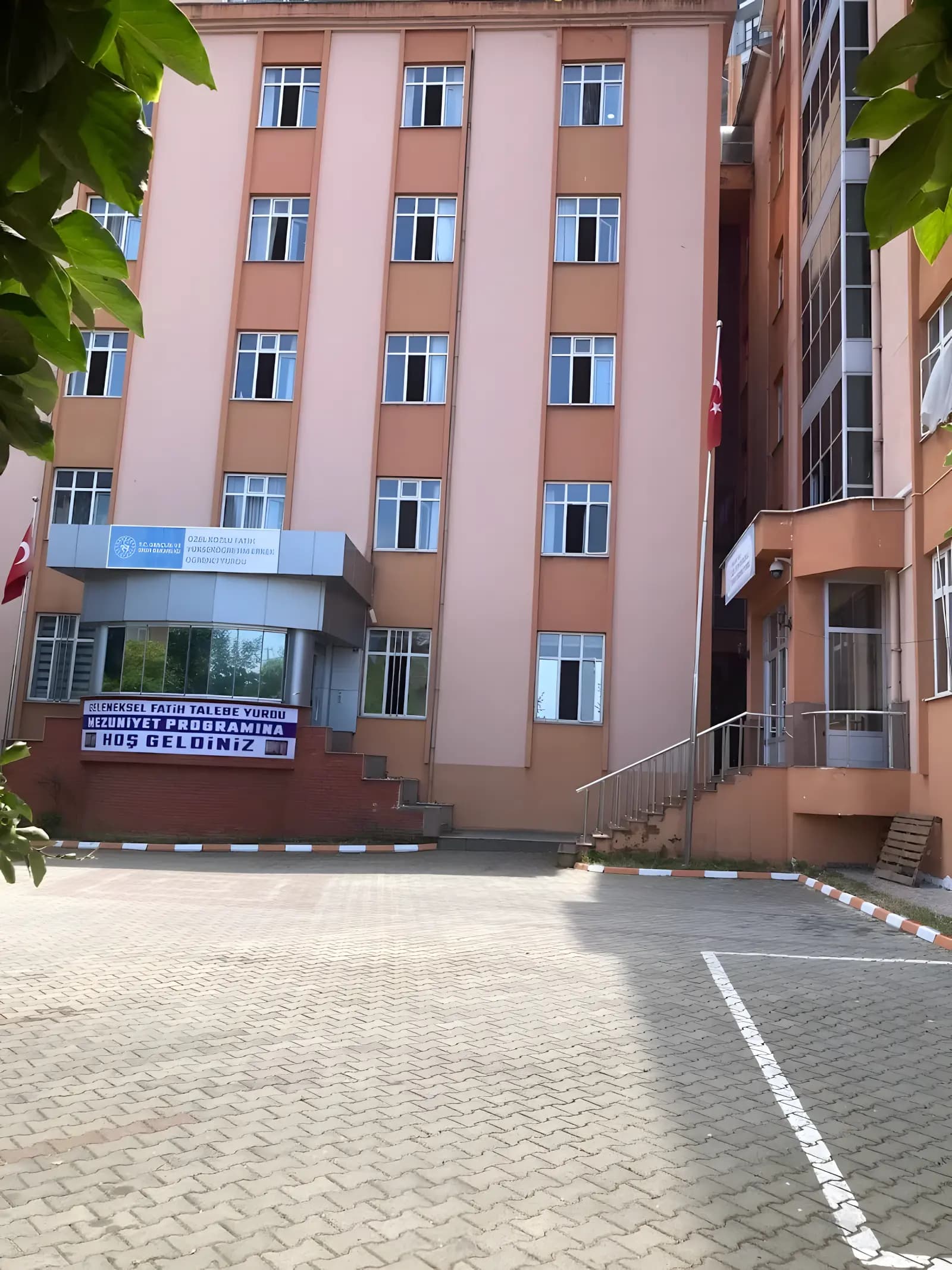 Fatih Öğrenci Yurdu Küçük Resim 3