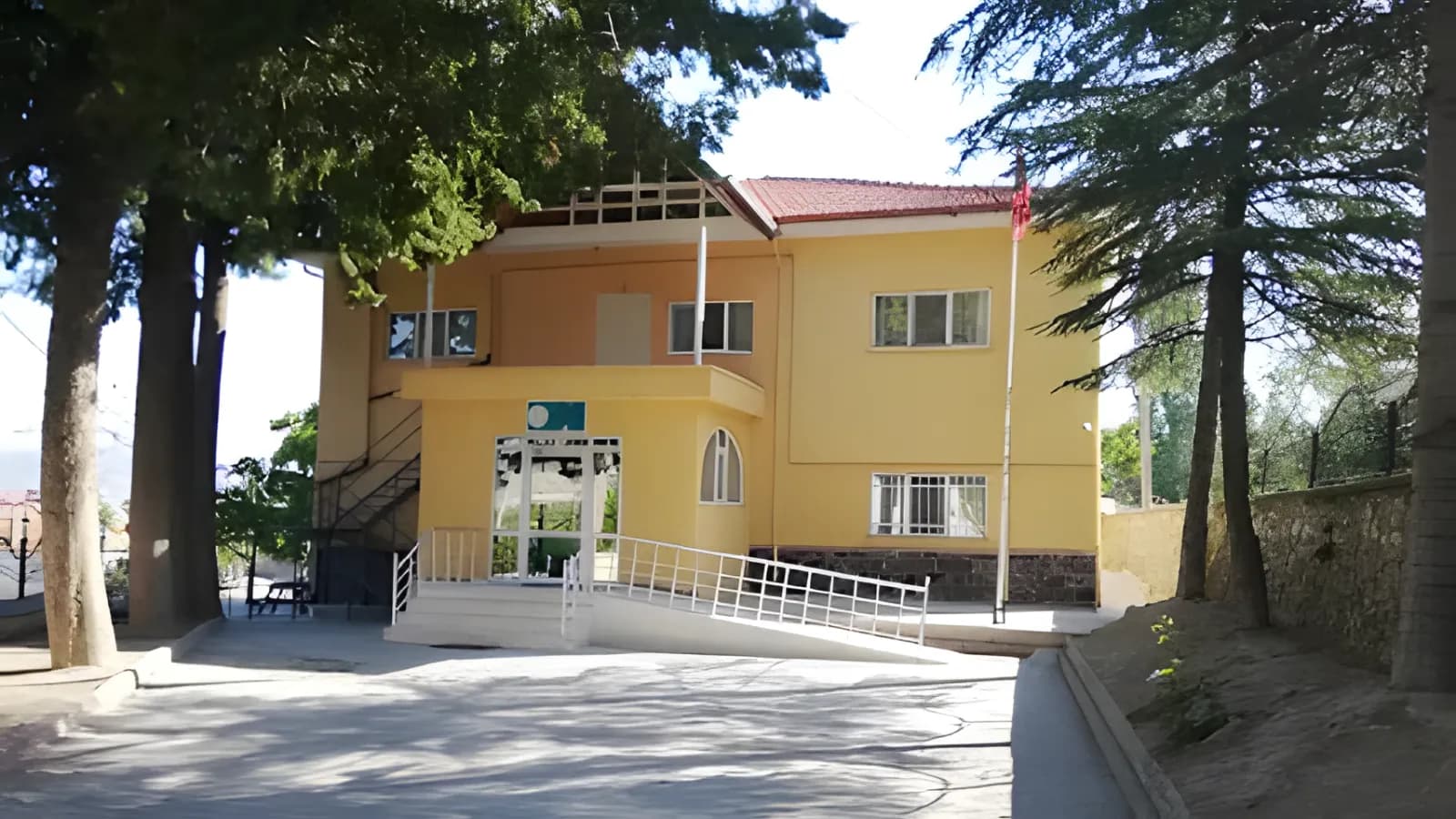 Ufuk Erkek Öğrenci Yurdu Küçük Resim 1