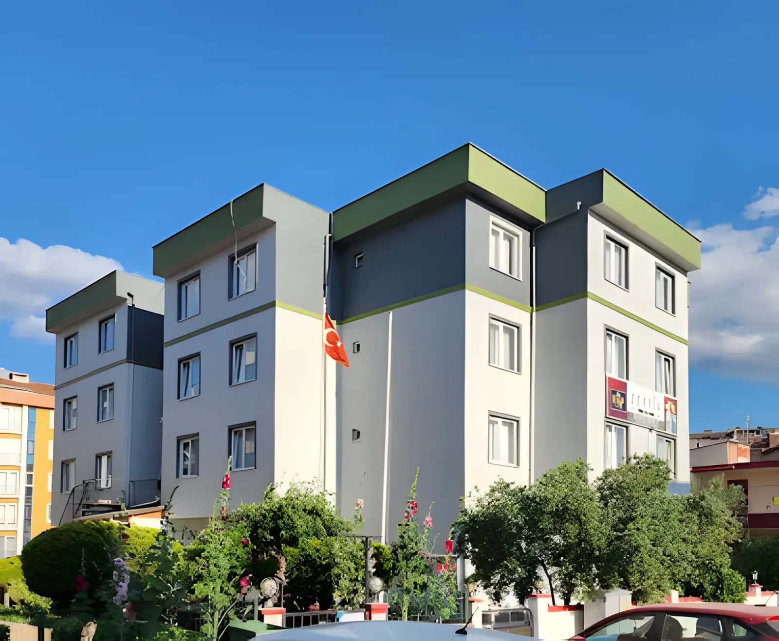 Zeytin Kız Öğrenci Yurdu Küçük Resim 1