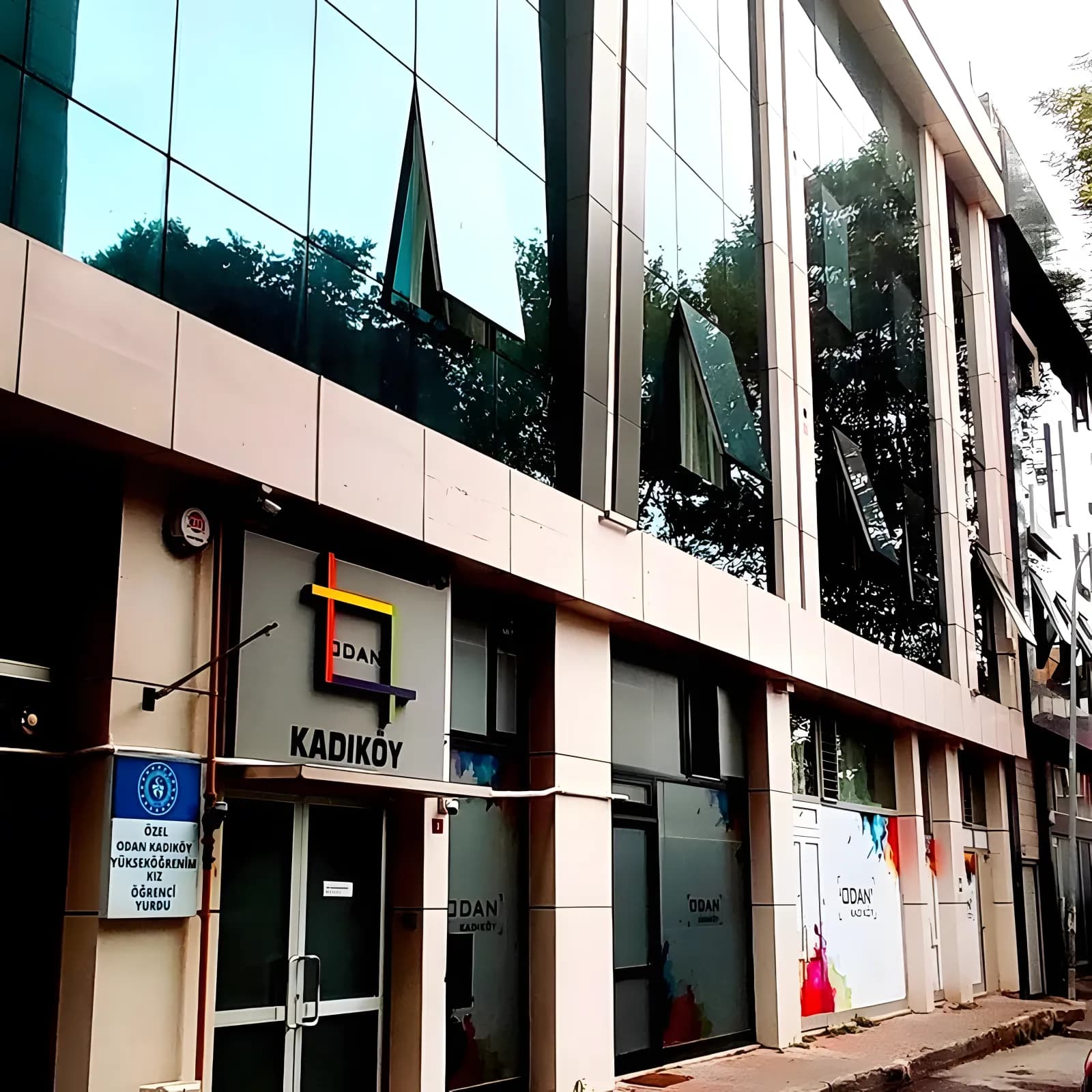 Odan Kız Öğrenci Yurdu Kadıköy Küçük Resim 3