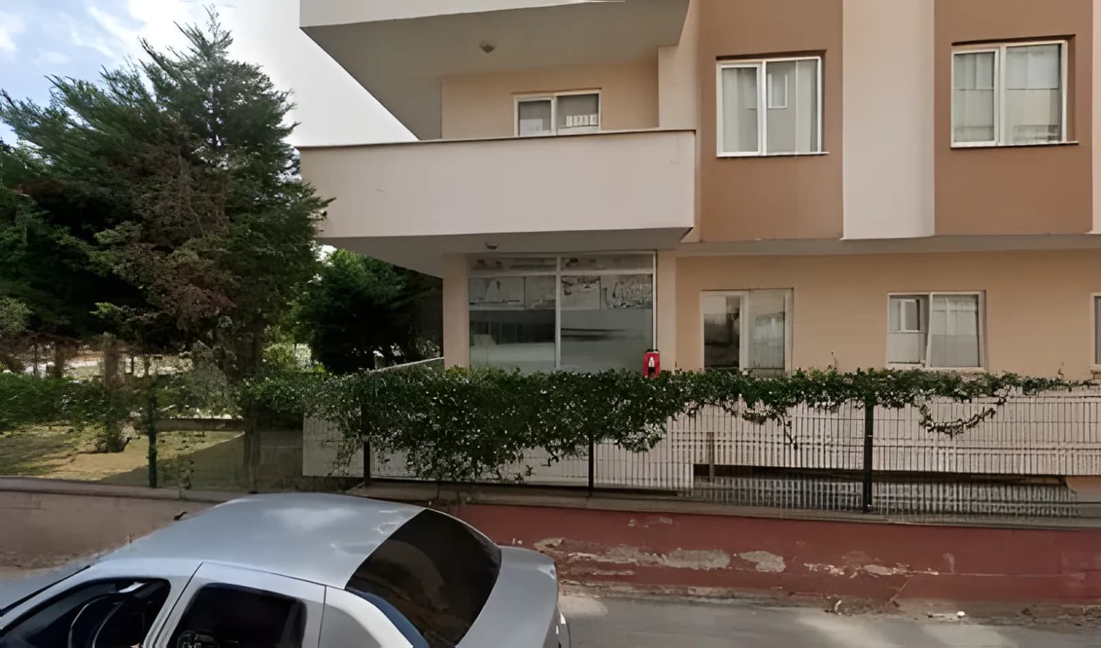 Balıkesir Kız Öğrenci Yurdu Demiraslan Küçük Resim 1