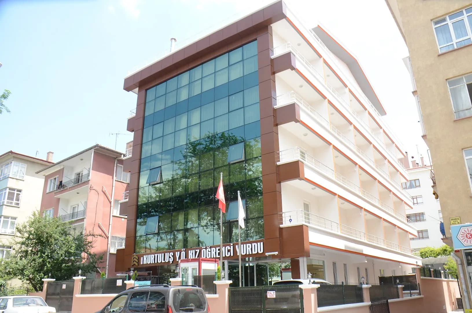 Kurtuluş Kız Öğrenci Yurdu Küçük Resim 5