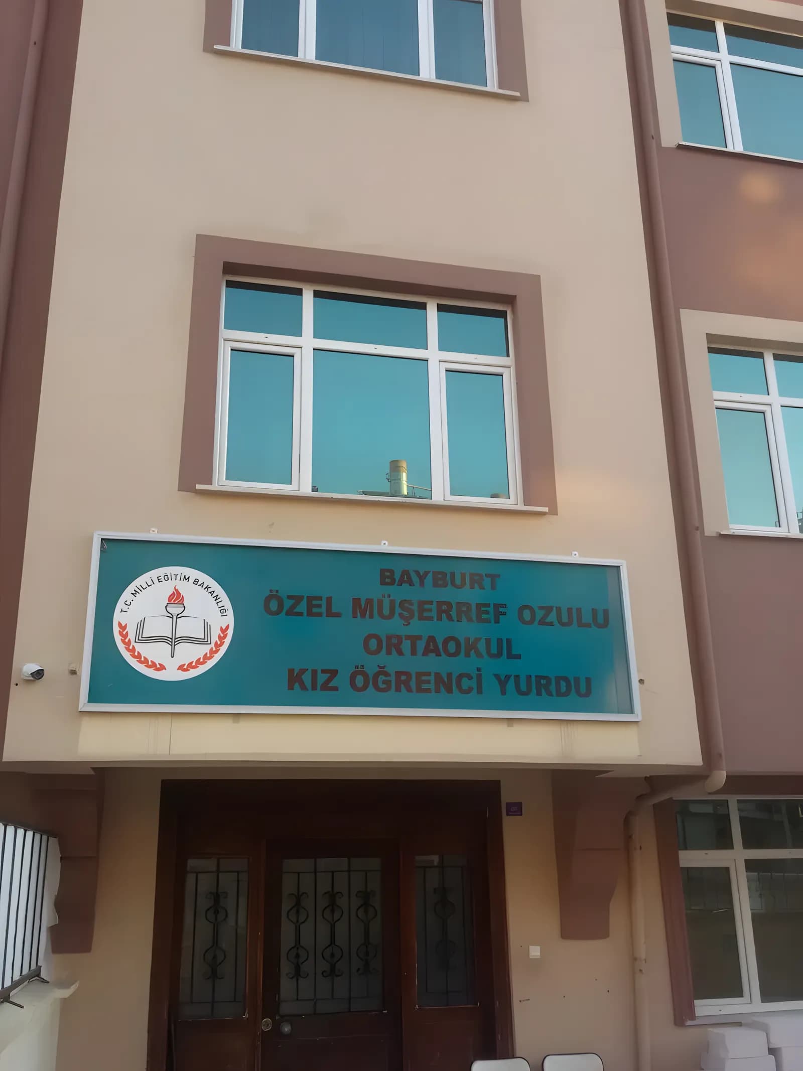 Özel Müşerref Özülü Kız Öğrenci Yurdu Küçük Resim 4