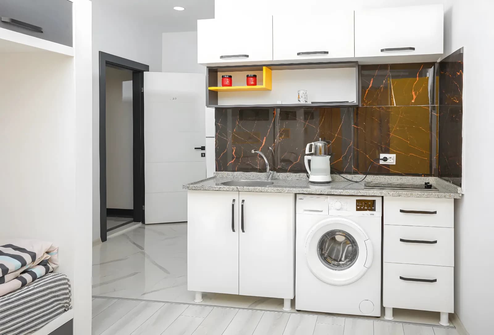 Birgül Hanım Kız Öğrenci Apartı Küçük Resim 16