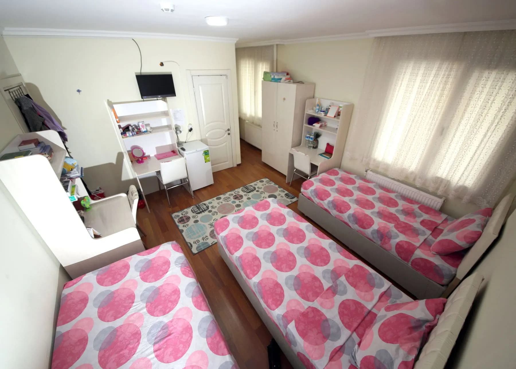 Turkuaz Maltepe Kız Öğrenci Yurdu Küçük Resim 7