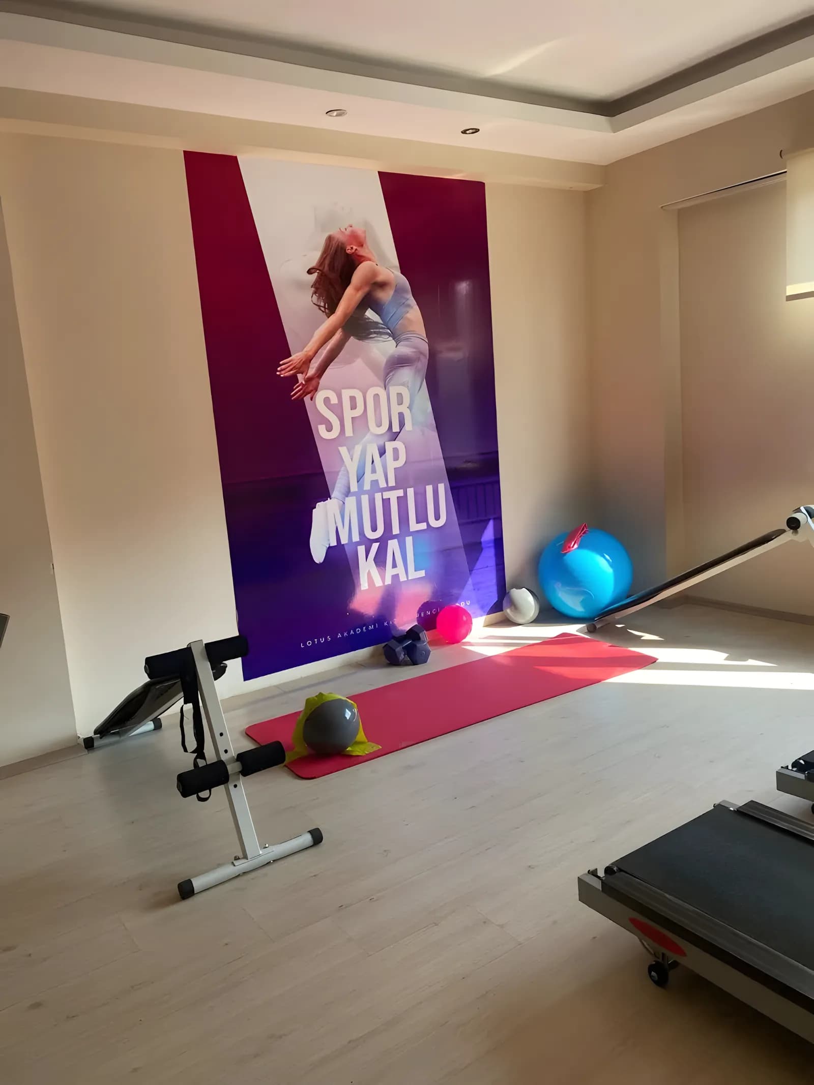 Özel Lotus Akademi Kız Öğrenci Yurdu Küçük Resim 3