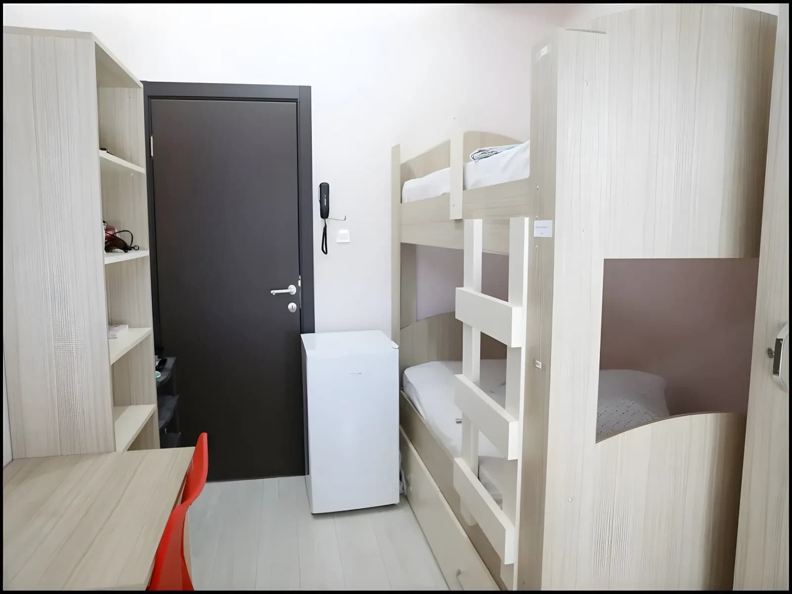 Akademi Kız Öğrenci Yurdu Küçük Resim 13