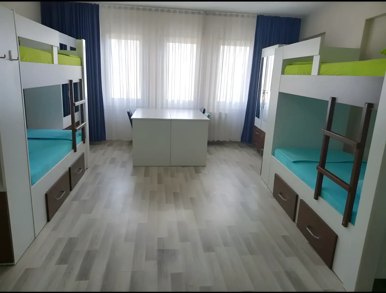 Özel Kadıköy Yıldız Yükseköğretim Kız Öğrenci Yurdu Küçük Resim 6
