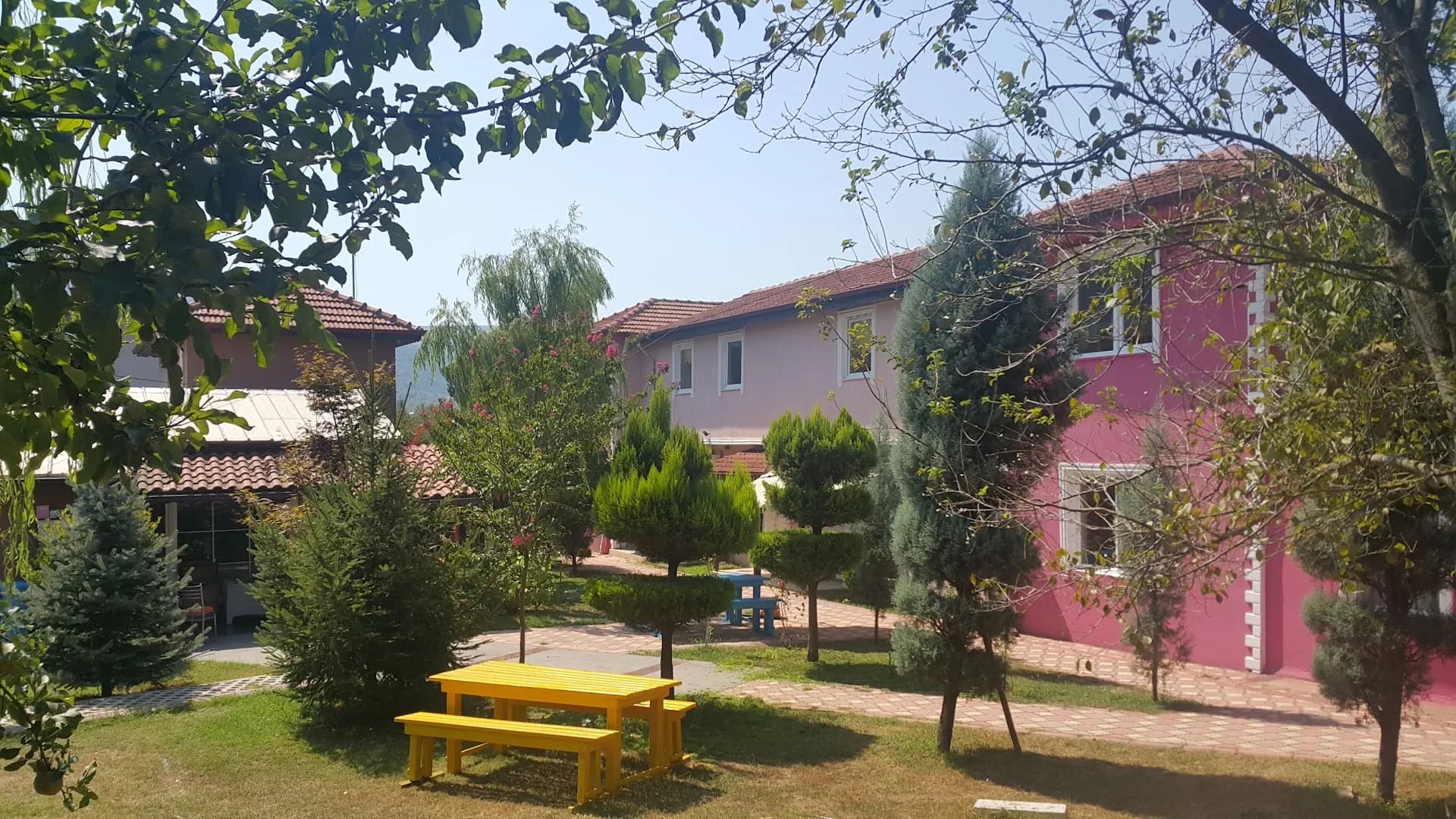 Özel Tuana Yükseköğrenim Kız Öğrenci Yurdu Küçük Resim 3