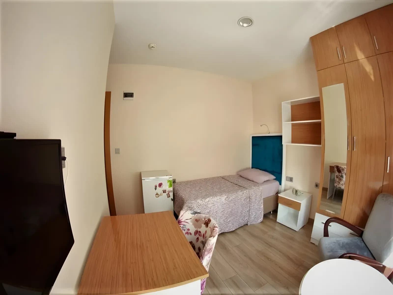 Mine Özel Kız Öğrenci Yurdu 3.Şube Küçük Resim 16
