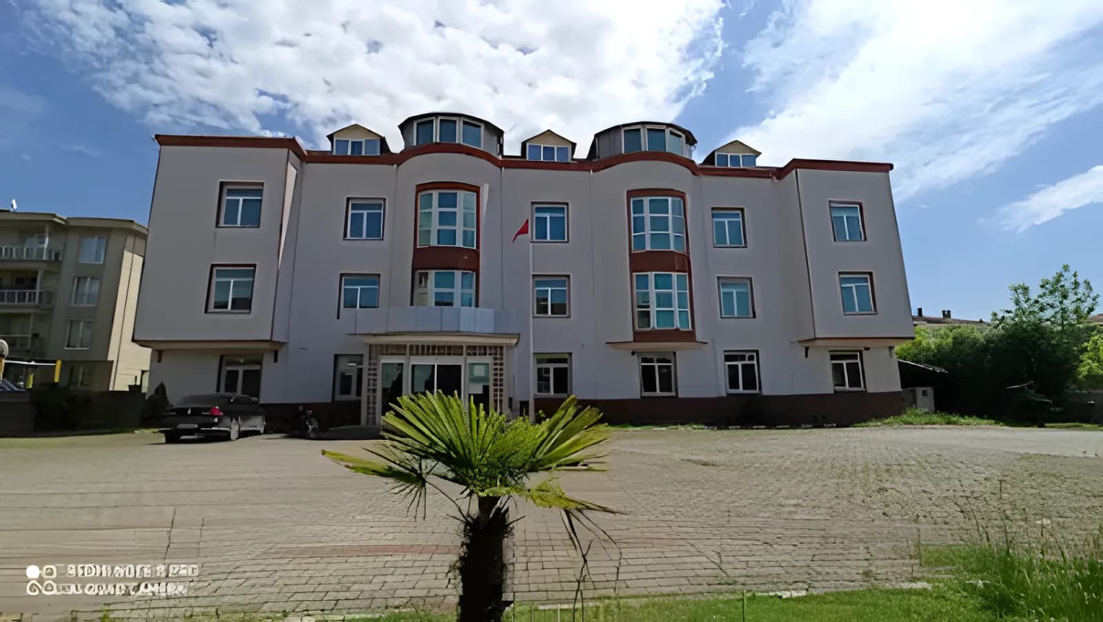 Özel Hendek Yükseköğretim Erkek Öğrenci Yurdu Küçük Resim 1