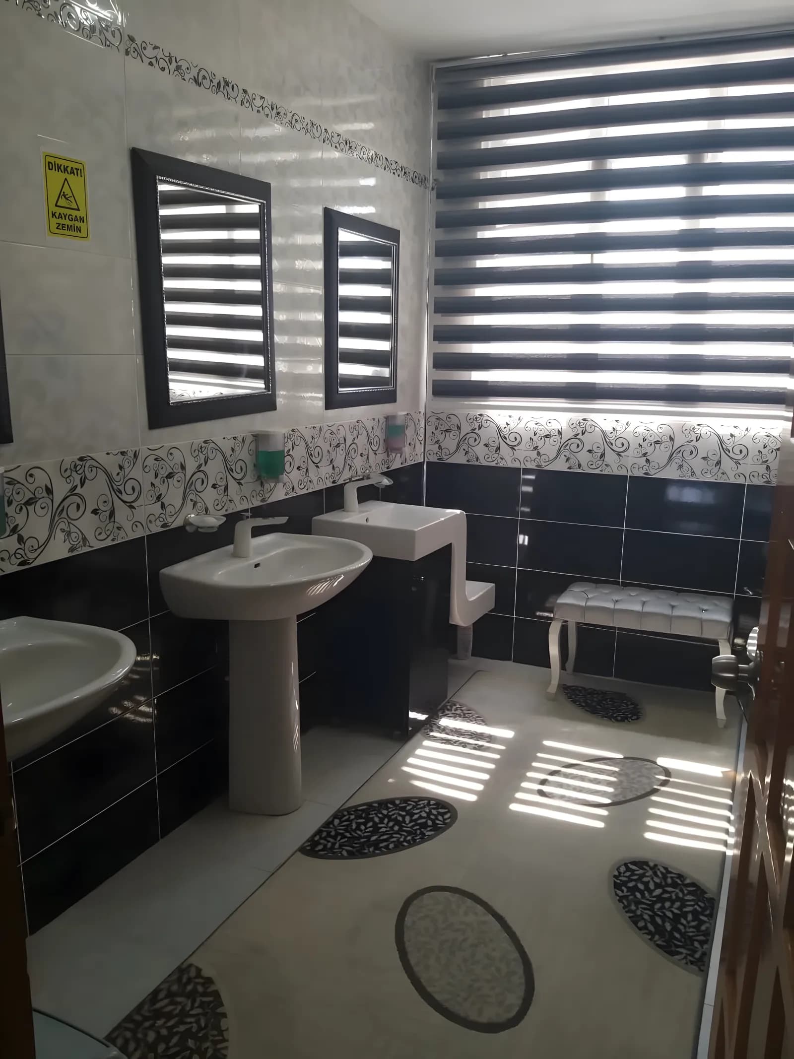Özel Emine İnanç Vakfı Yükseköğrenim Erkek Öğrenci Yurdu Küçük Resim 3