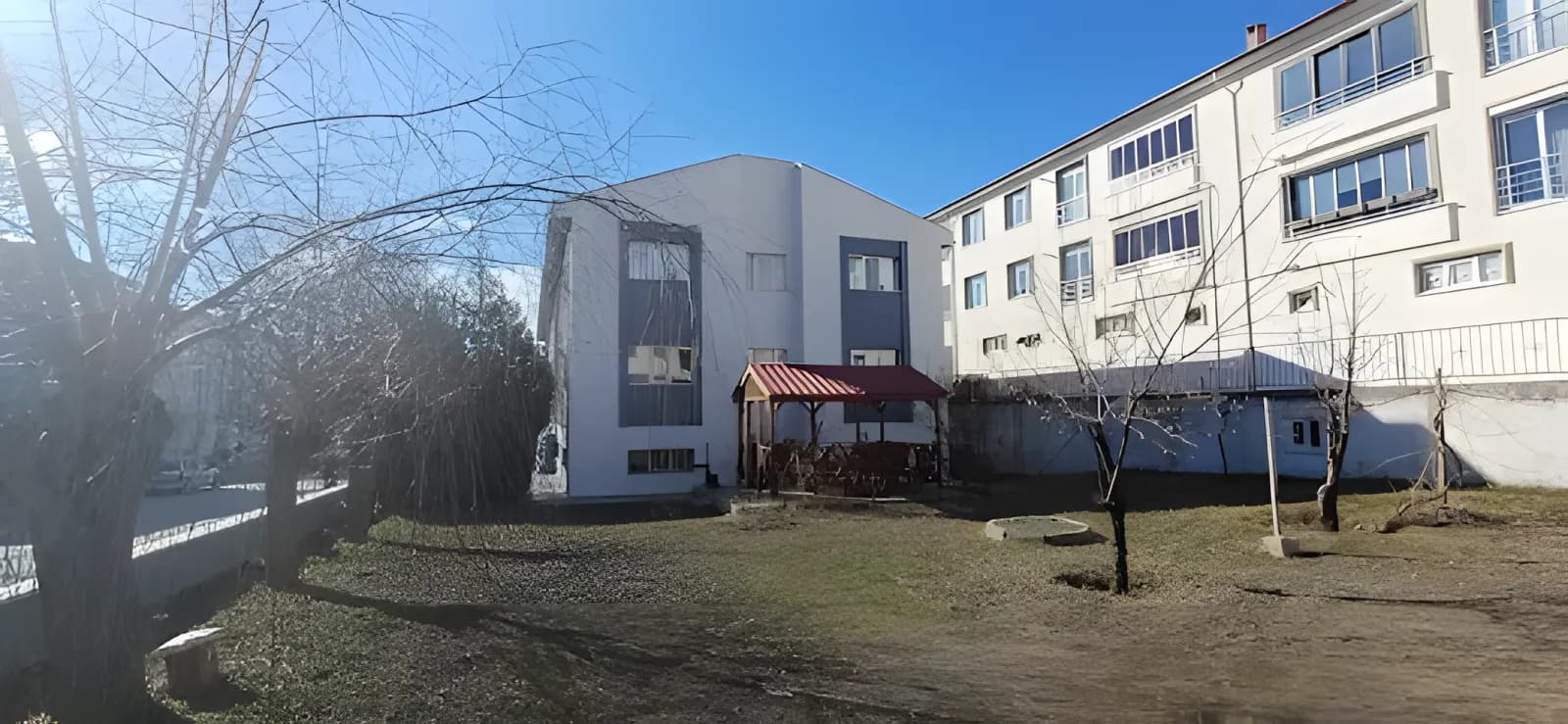 Özel Esentepe Erkek Öğrenci Yurdu Küçük Resim 1