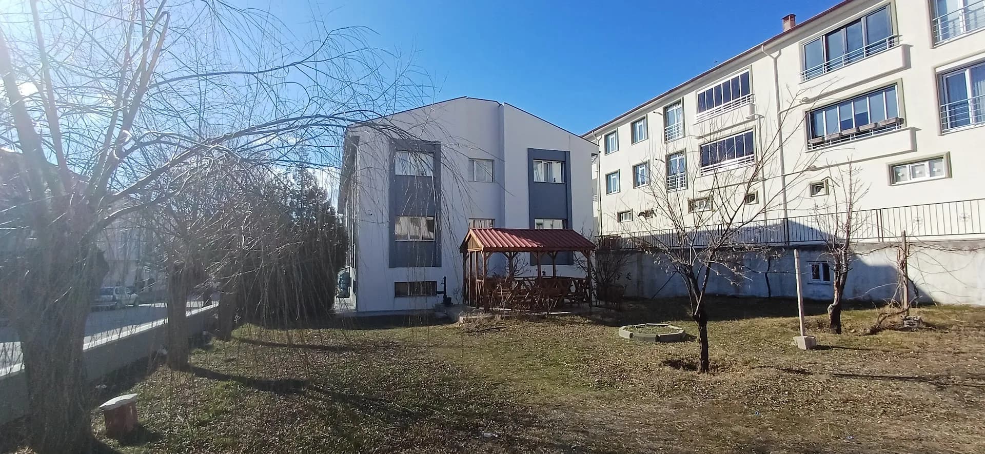 Özel Esentepe Erkek Öğrenci Yurdu Küçük Resim 2
