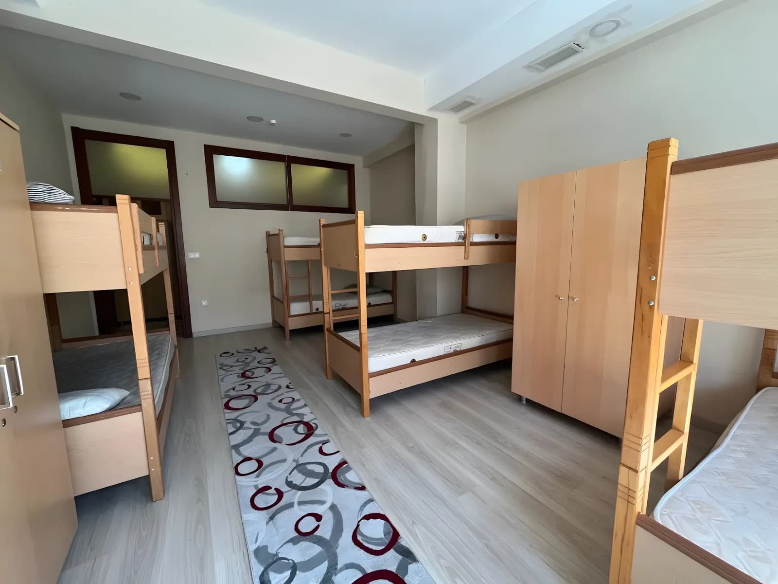 Zümrütyuva Yüksek Öğrenim Erkek Öğrenci Yurdu Küçük Resim 3