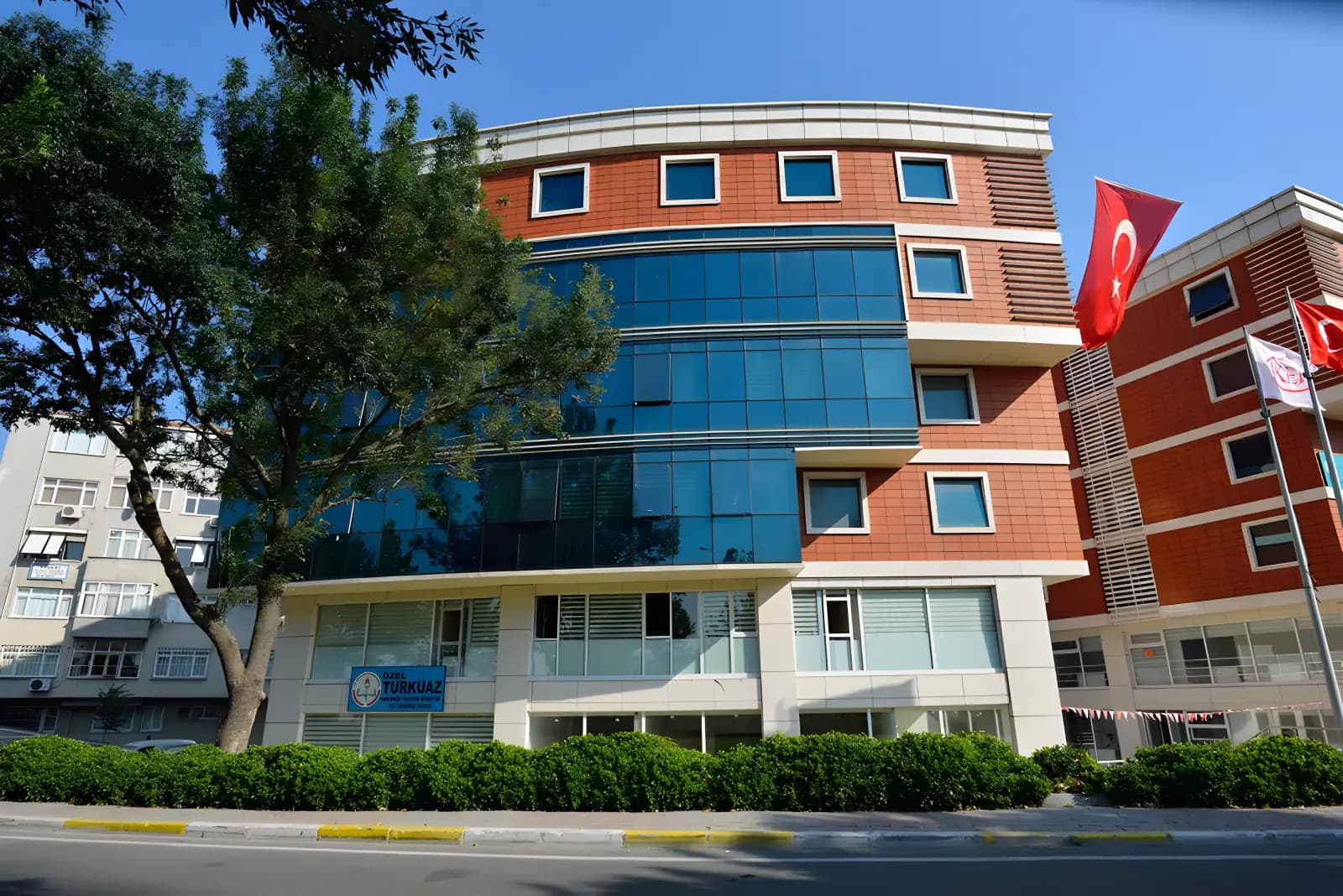 Özel Turkuaz Bakırköy Erkek Öğrenci Yurdu Küçük Resim 2