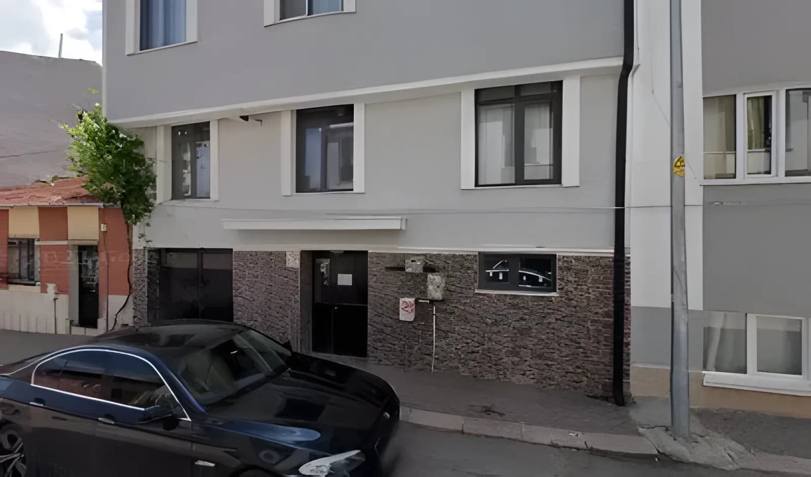 Özel Nezih Apart Küçük Resim 1