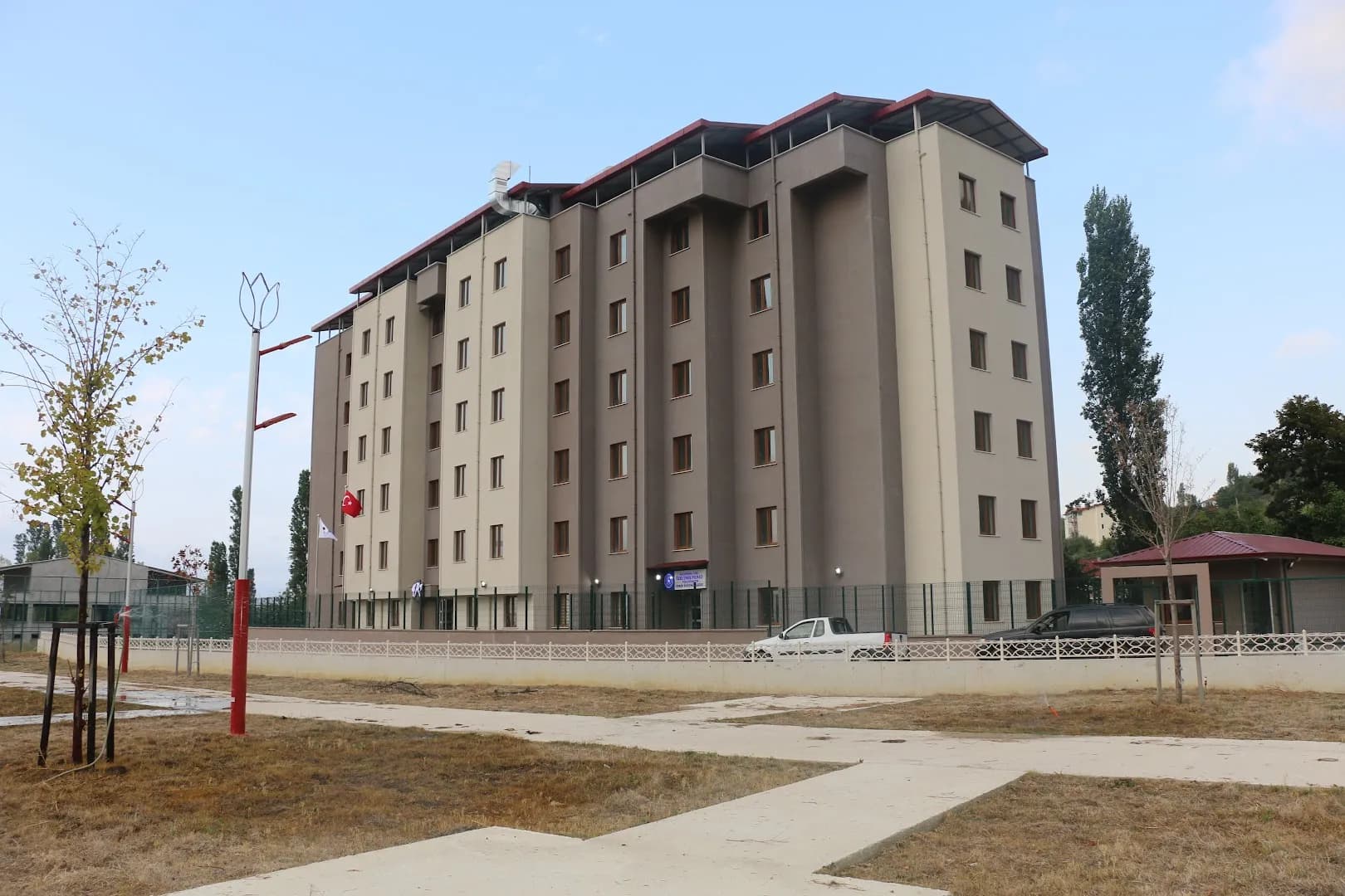 Özel Cide Emre Yılmaz Yükseköğretim Erkek/Kız Öğrenci Yurdu Küçük Resim 2