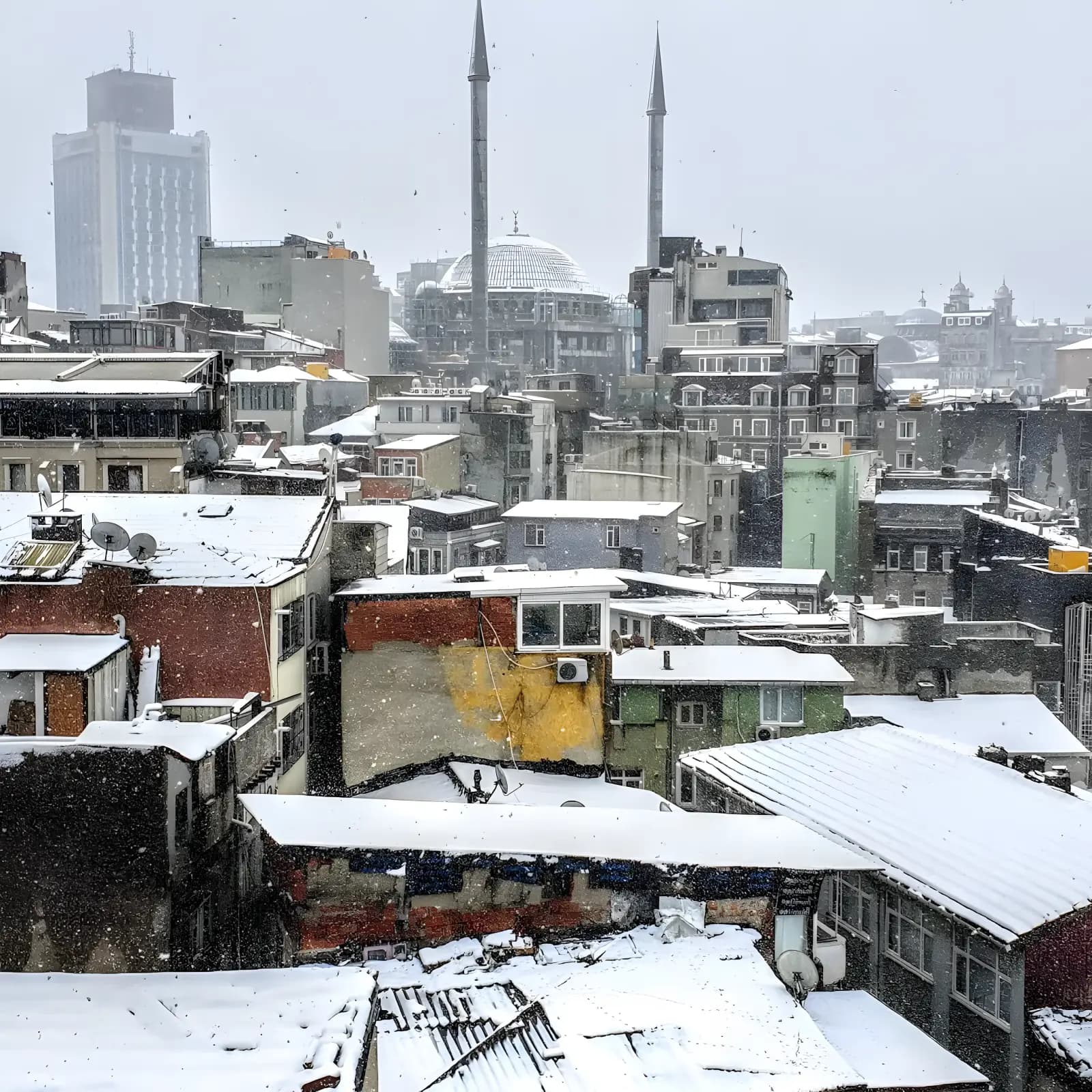 Taksim Muradiye Yüksek Öğrenim Erkek Öğrenci Yurdu Küçük Resim 6