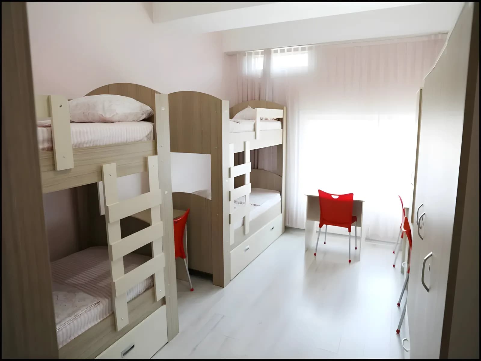 Akademi Kız Öğrenci Yurdu Küçük Resim 18