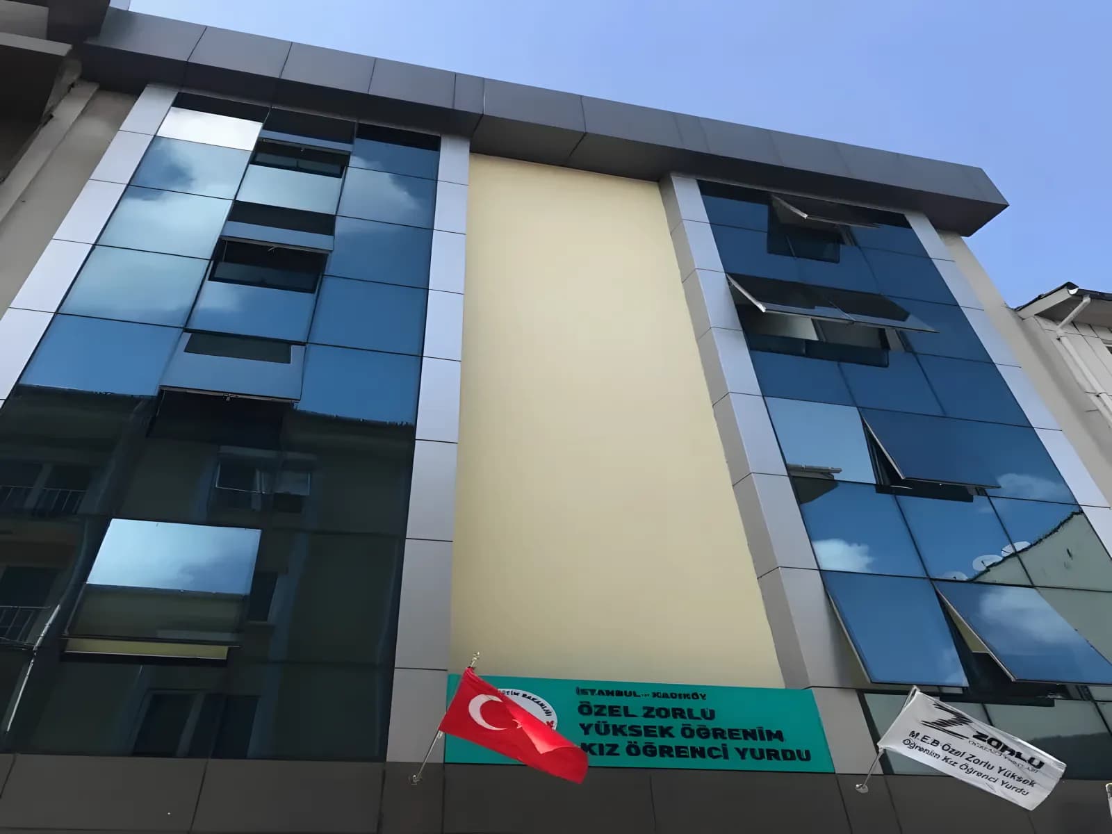 Zorlu Kadıköy Kız Öğrenci Yurdu Küçük Resim 2